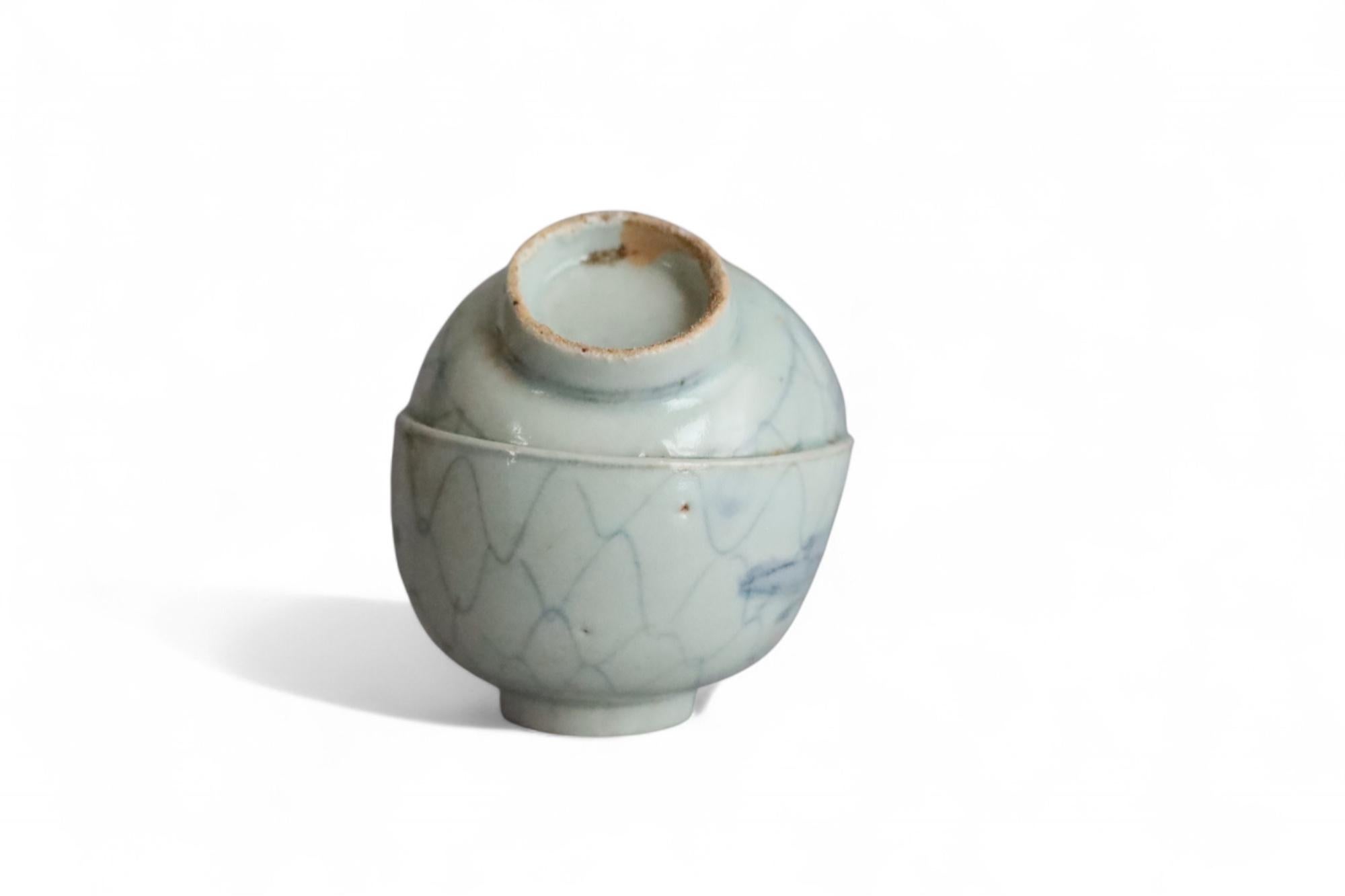 Ungewöhnliche Edo Periode Imari Kiln Fehlbrand Tasse (Handgefertigt) im Angebot