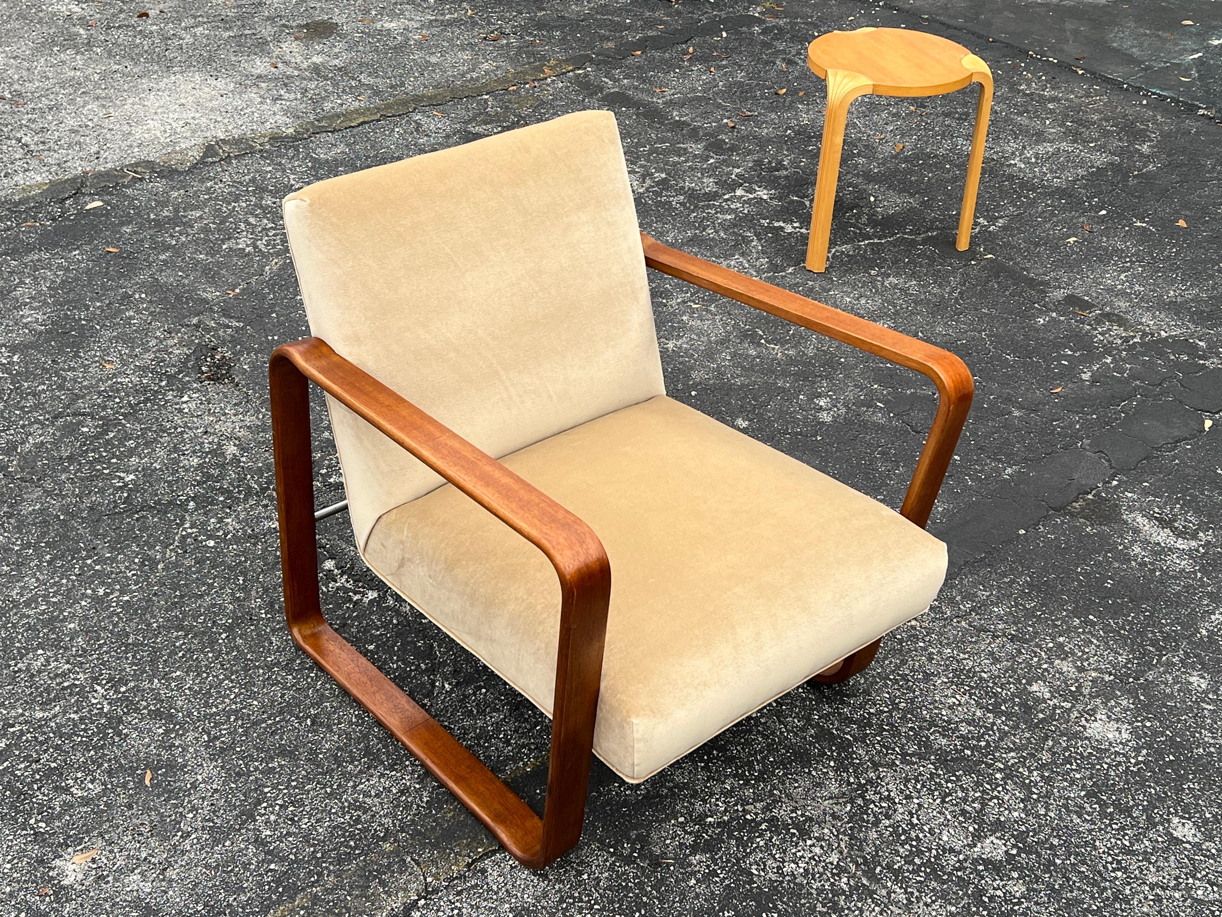 Inusual Edward Wormley Para Dunbar Bentwood Brazo Silla Ca '1950's en venta 9