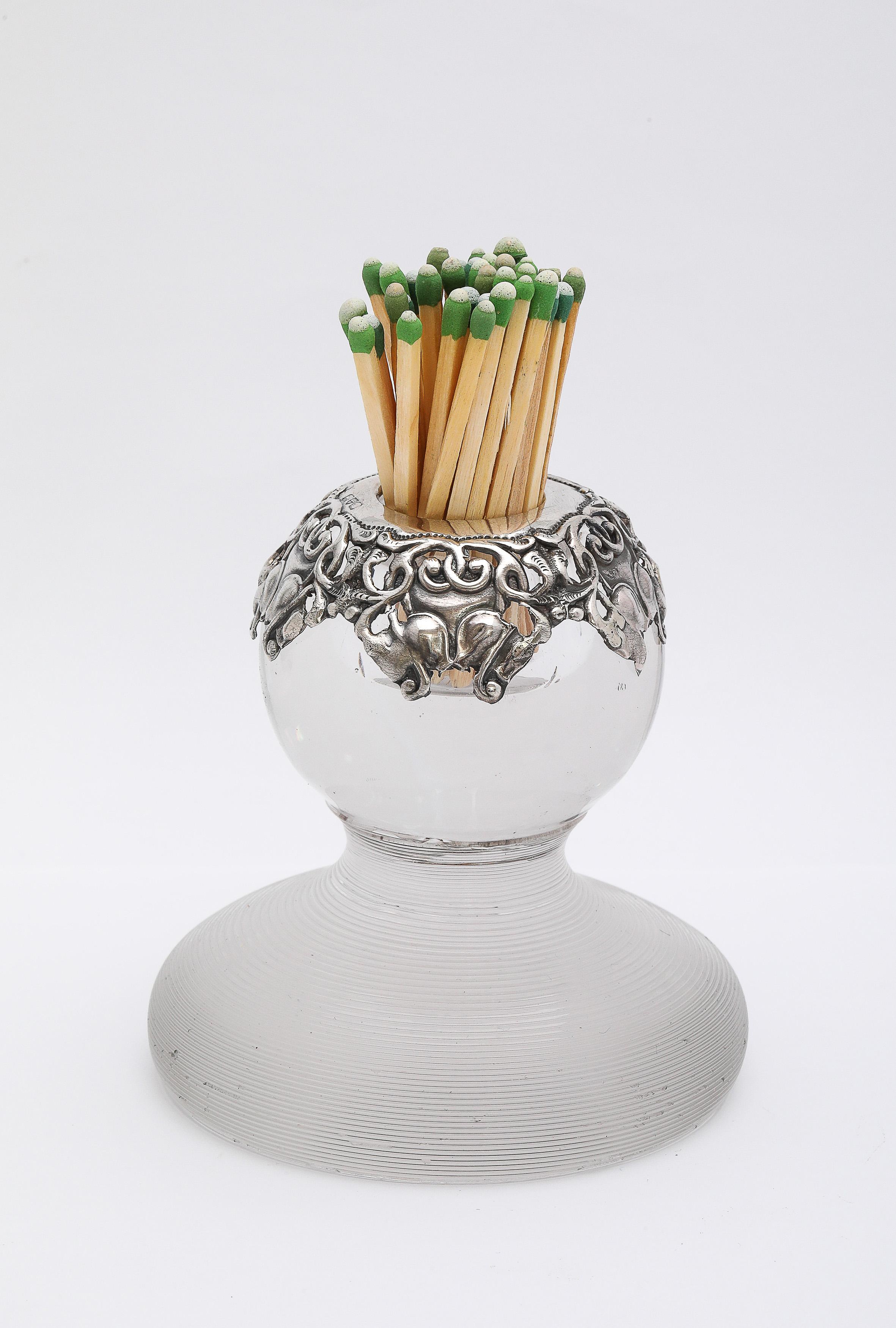 Unusual Edwardian Period Sterling Silver-Mounted Threaded Crystal Match Striker In Good Condition For Sale In New York, NY