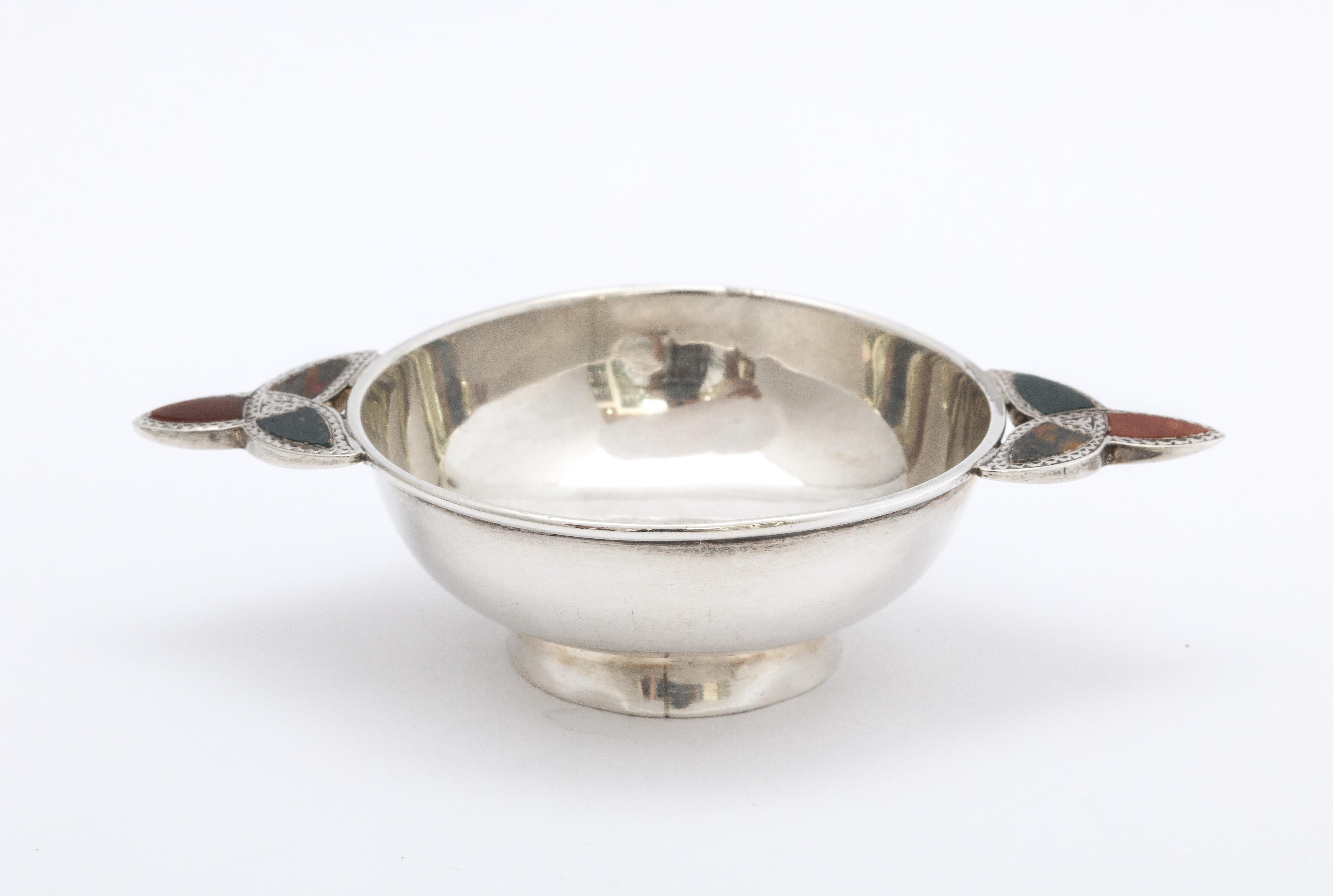 Unusual Edwardian Sterling Silver and Scottish Agate Quaich 2