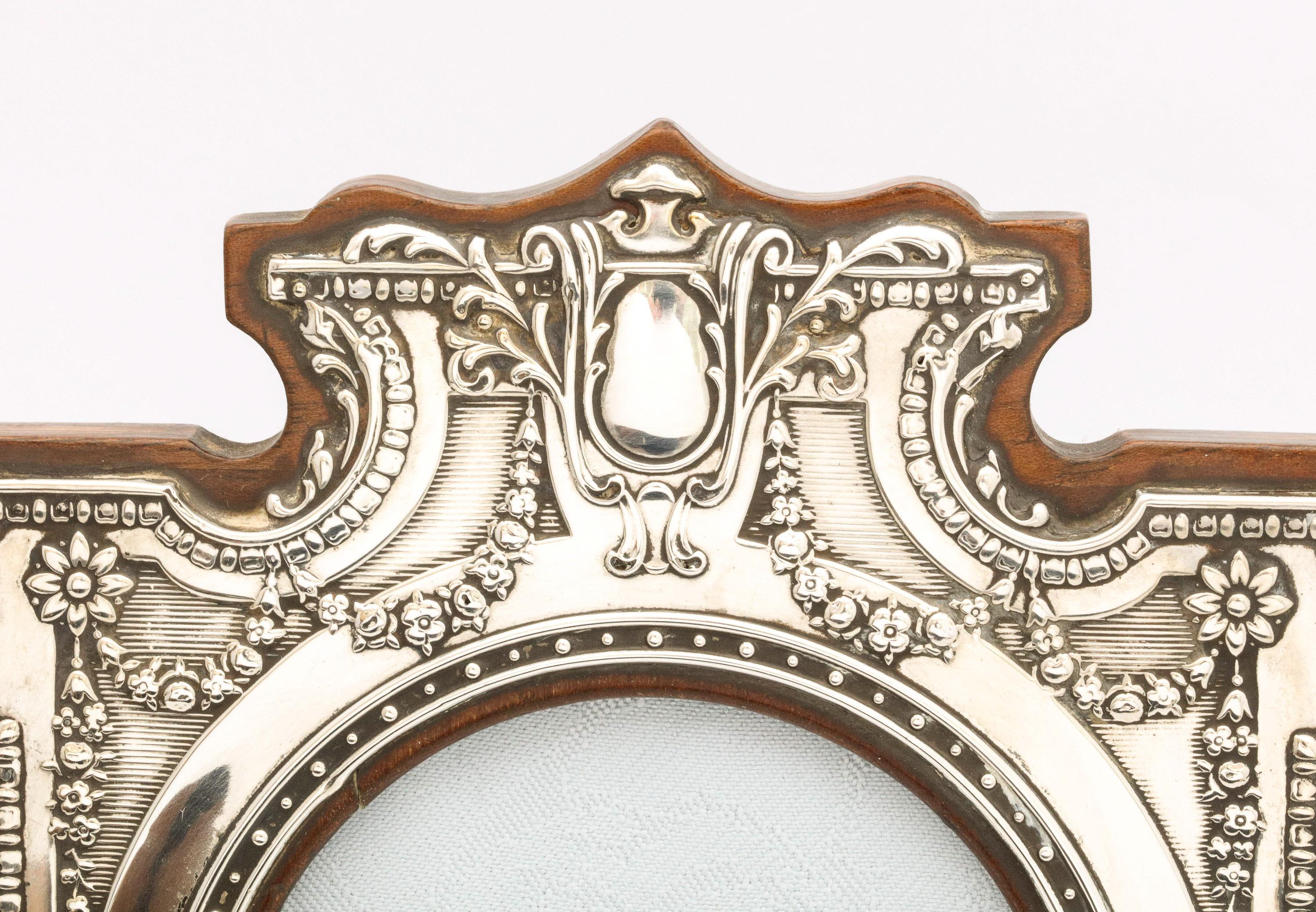 Unusual Edwardian Sterling Silver Picture Frame with Wood Back 2