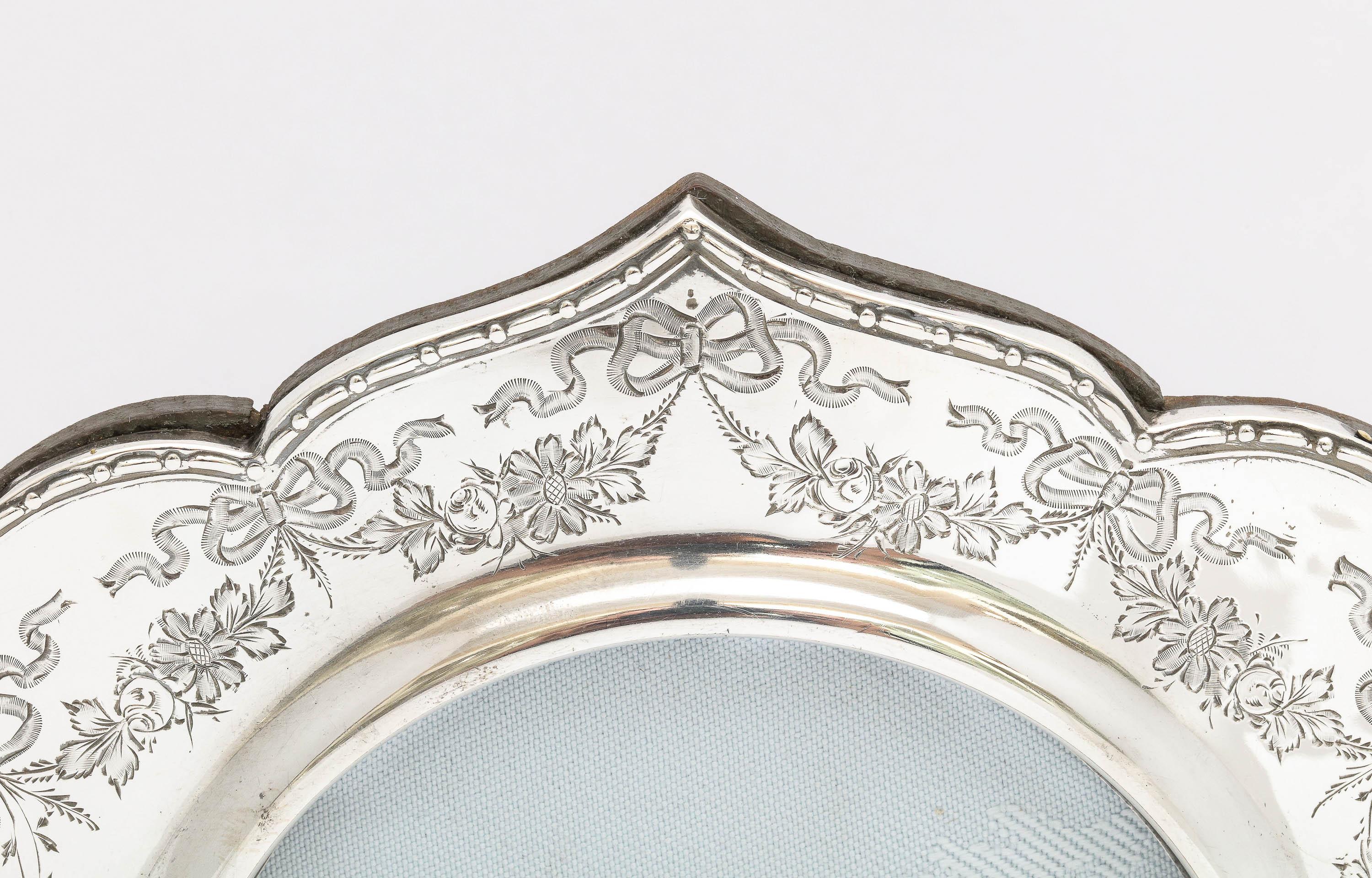 Unusual Edwardian Sterling Silver Wood-Backed Picture Frame For Sale 2