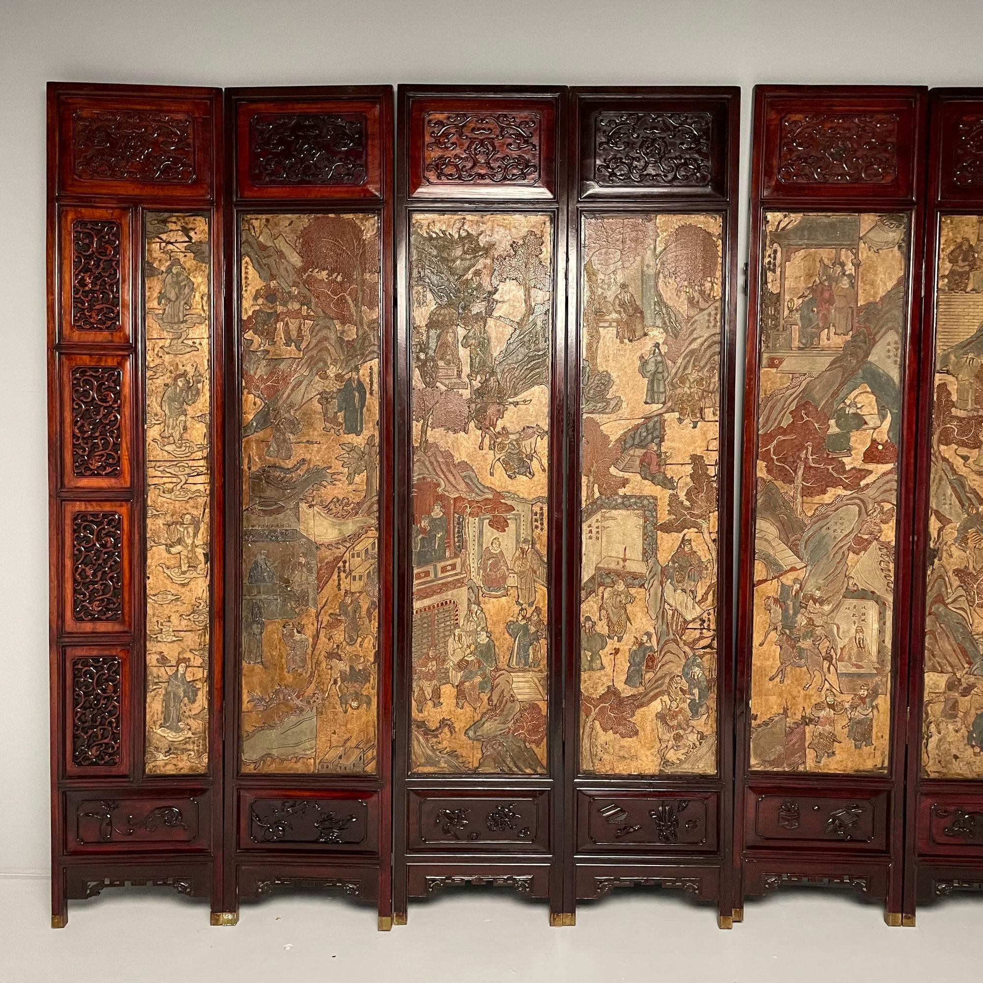 Unusual Eight Panel Chinese Coromandel Screen circa 1700-1800 with Carved Frame For Sale 3