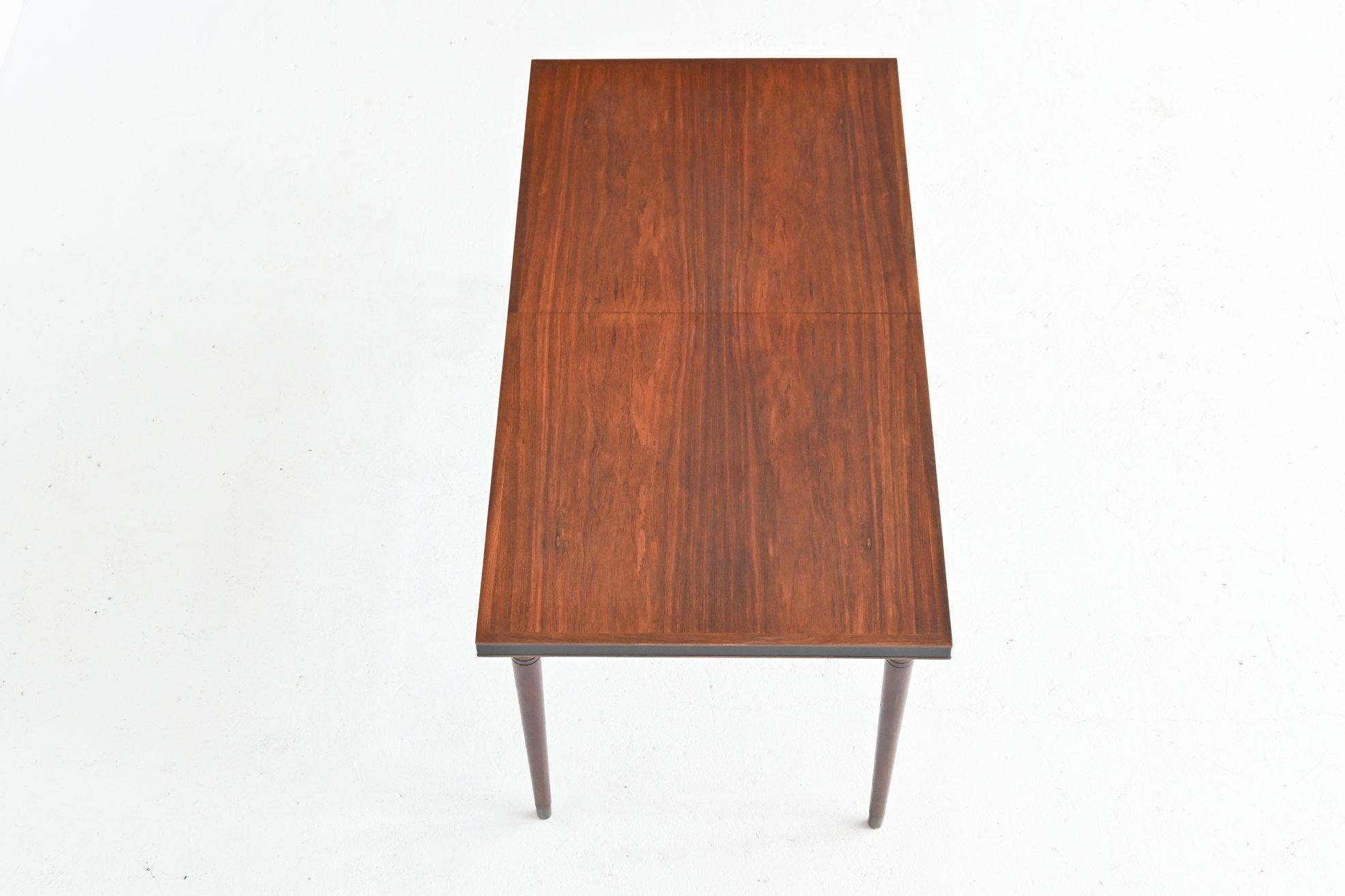 Unusual Extendable Rosewood Dining Table, Denmark, 1960 4