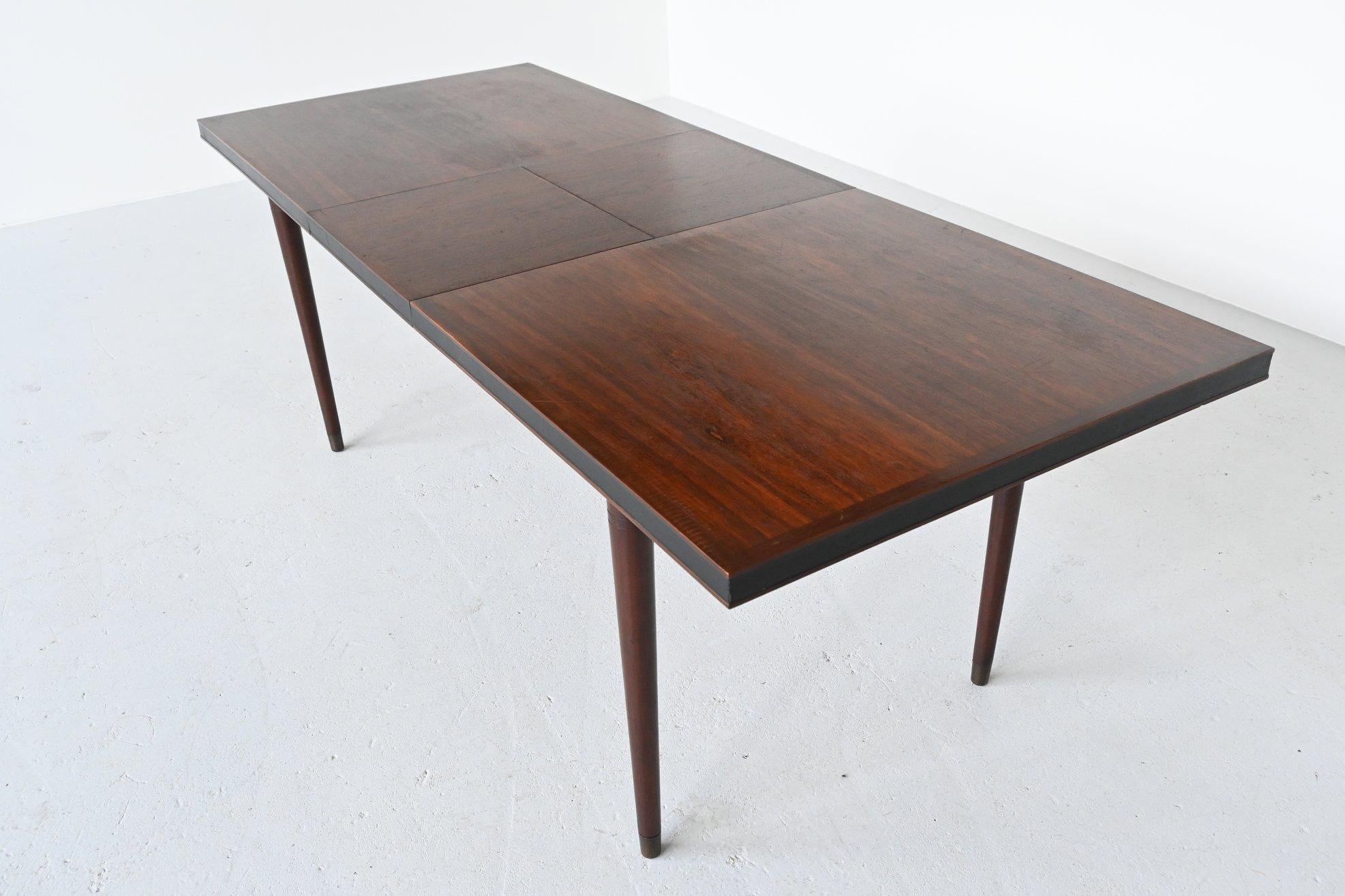 Unusual Extendable Rosewood Dining Table, Denmark, 1960 In Good Condition In Etten-Leur, NL