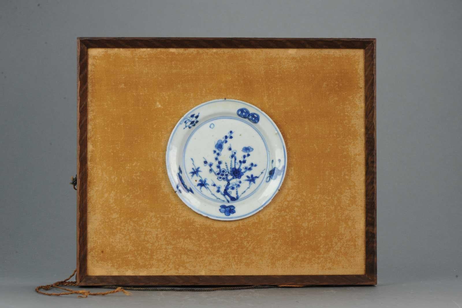 Unusual Framed 17th Century Antique Chinese Porcelain Ming Flowers Plate and Box For Sale 7