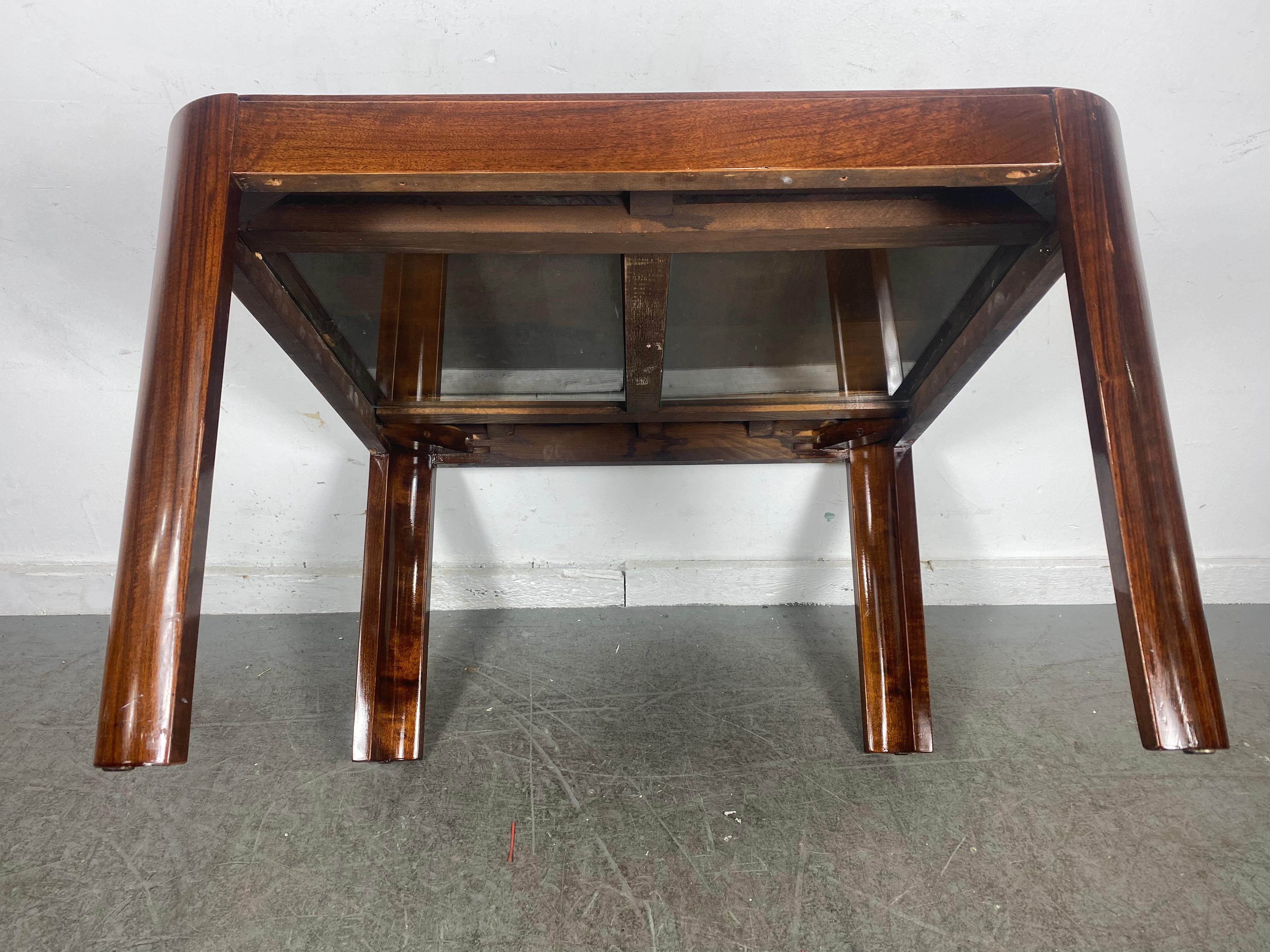 Mid-20th Century Unusual French Art Deco Rosewood Cocktail / Coffee Table, pull out glass inserts