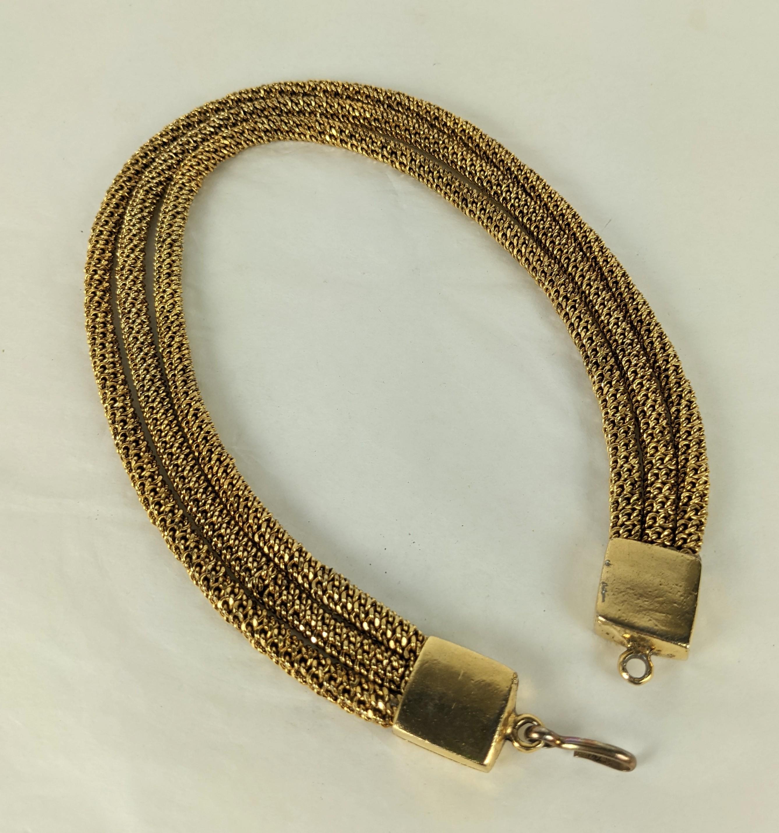 Ungewöhnliche französische mehrreihige Halskette mit Kette im Angebot 1