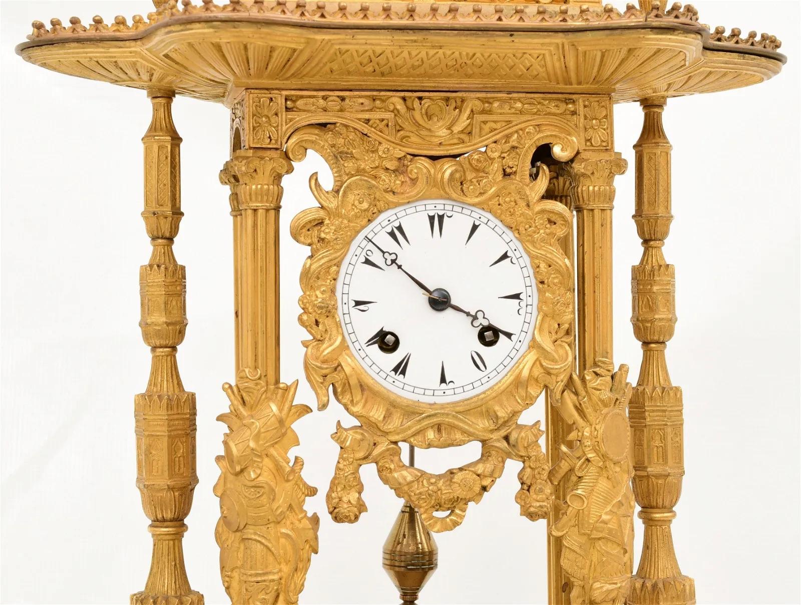 Unusual French Ormolu and Jeweled Clock Made for the Ottoman Turkish Market In Good Condition For Sale In New York, NY