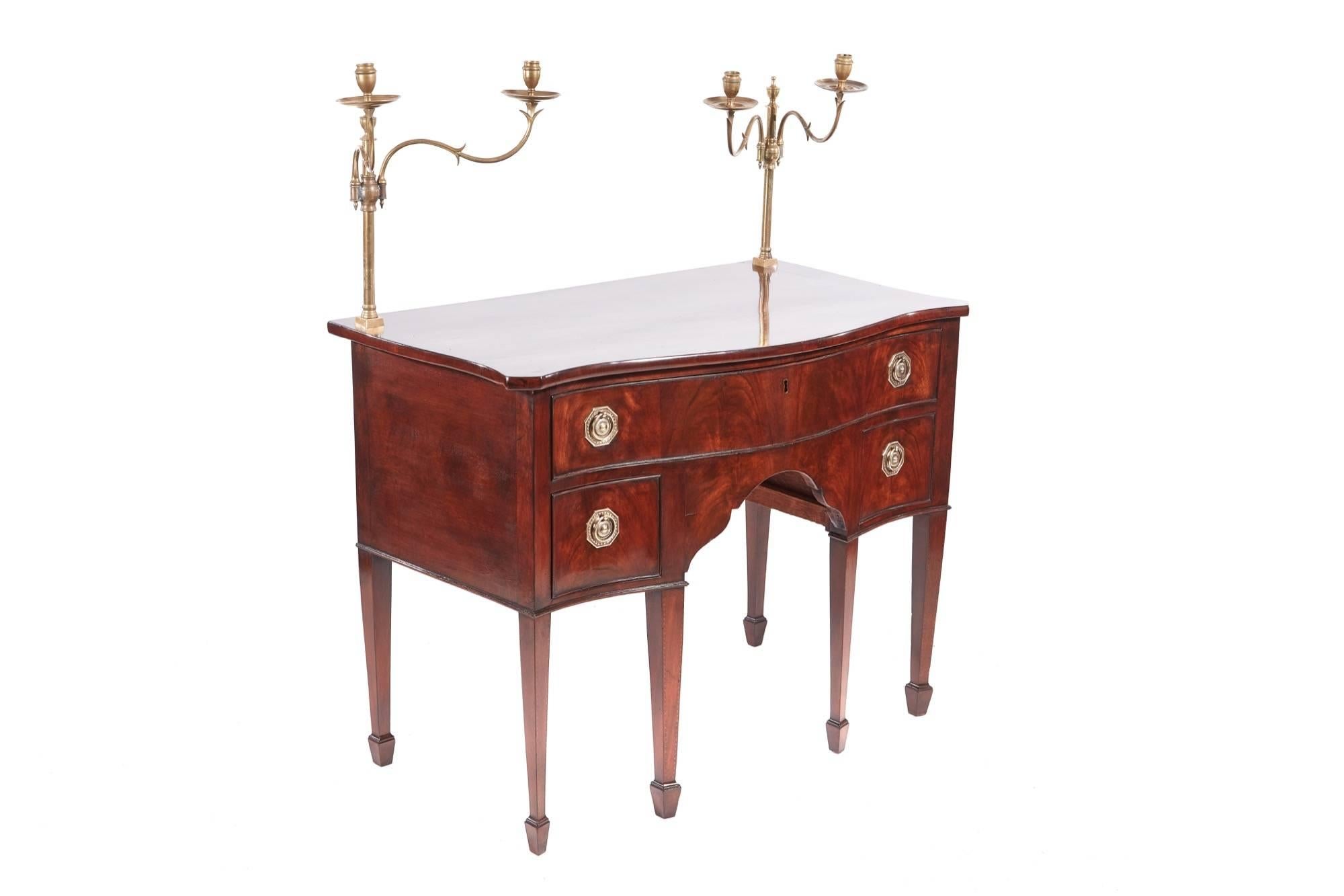 Unusual George III Mahogany Serpentine Fronted Dressing Table 14