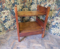 Unusual Georgian mahogany table stand