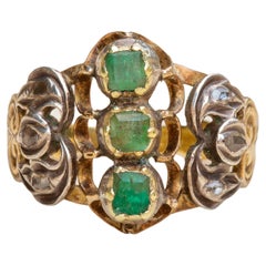 Unusual Georgian Table Cut Emerald and Rose Cut Diamond Gold Ring 18K Gold