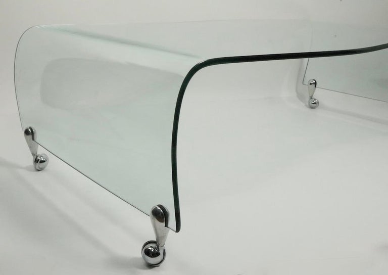 Unusual Glass Coffee Table by Fiam Attributed to Cini Boeri In Excellent Condition In New York, NY