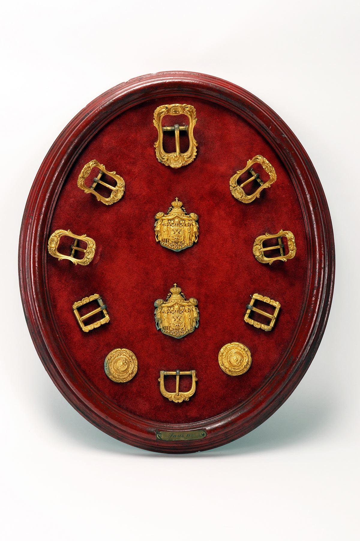 Double set of buckles for harness. The bundles show of the Russian Imperial coat of arms. Each set includes eight buckles and four harness decorations. Mounted in two later oval frames.
During 1896 the Tzar Nikolaj Aleksandrovic Romanov, Nicolas II,