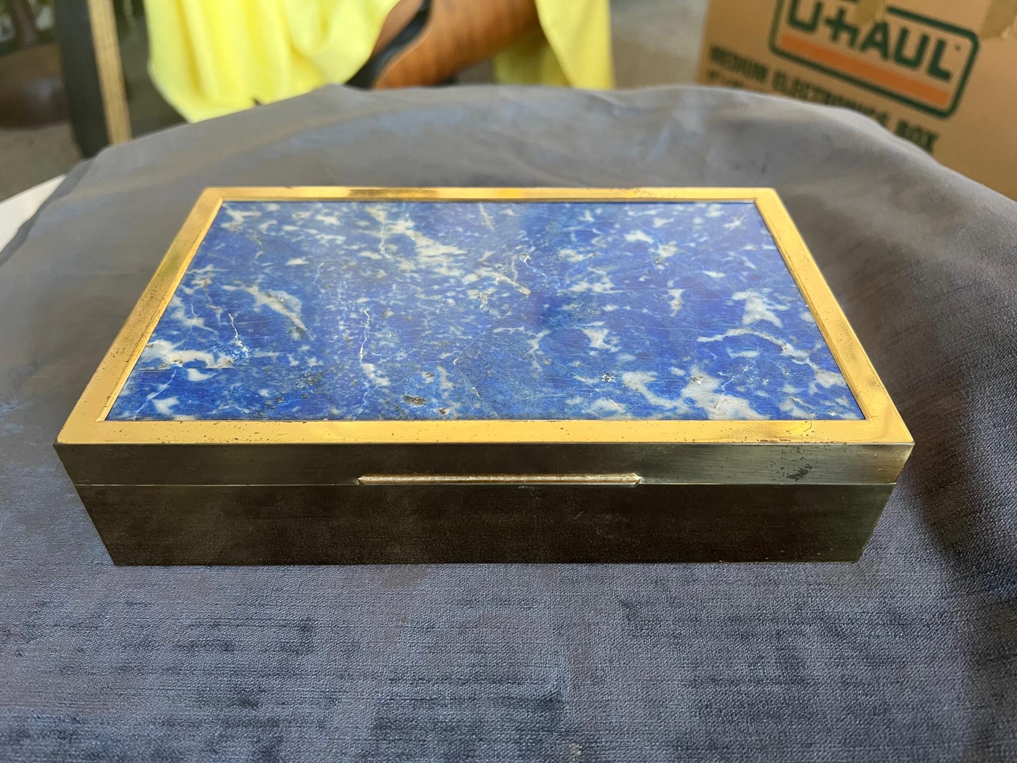 Mid-Century Modern Unusual Italian Box in Brass and Lapis Lazuli For Sale