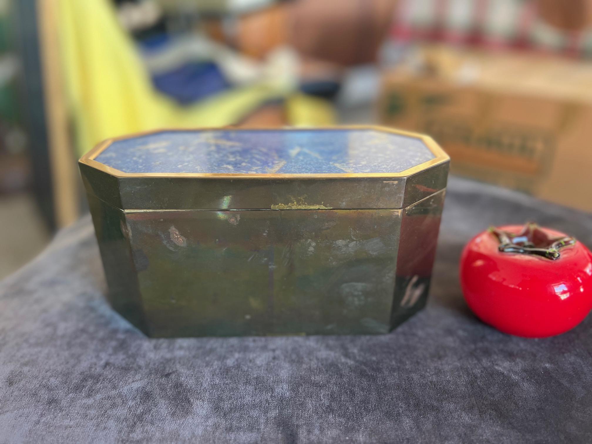 Mid-Century Modern Unusual Italian Octagon Box in Brass and Lapis Lazuli For Sale