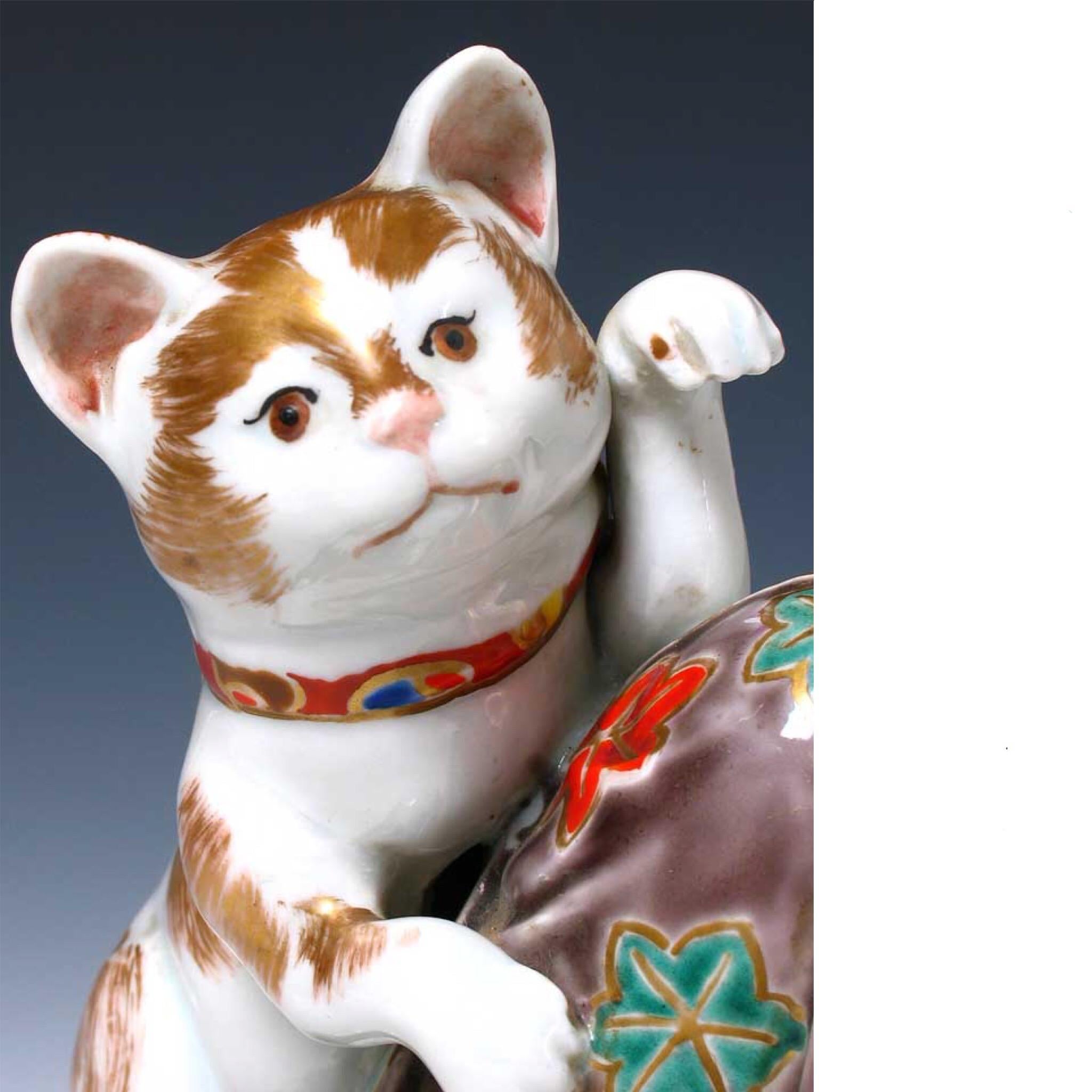 Meiji Unusual Japanese Porcelain Beckoning Cat Sculpture For Sale