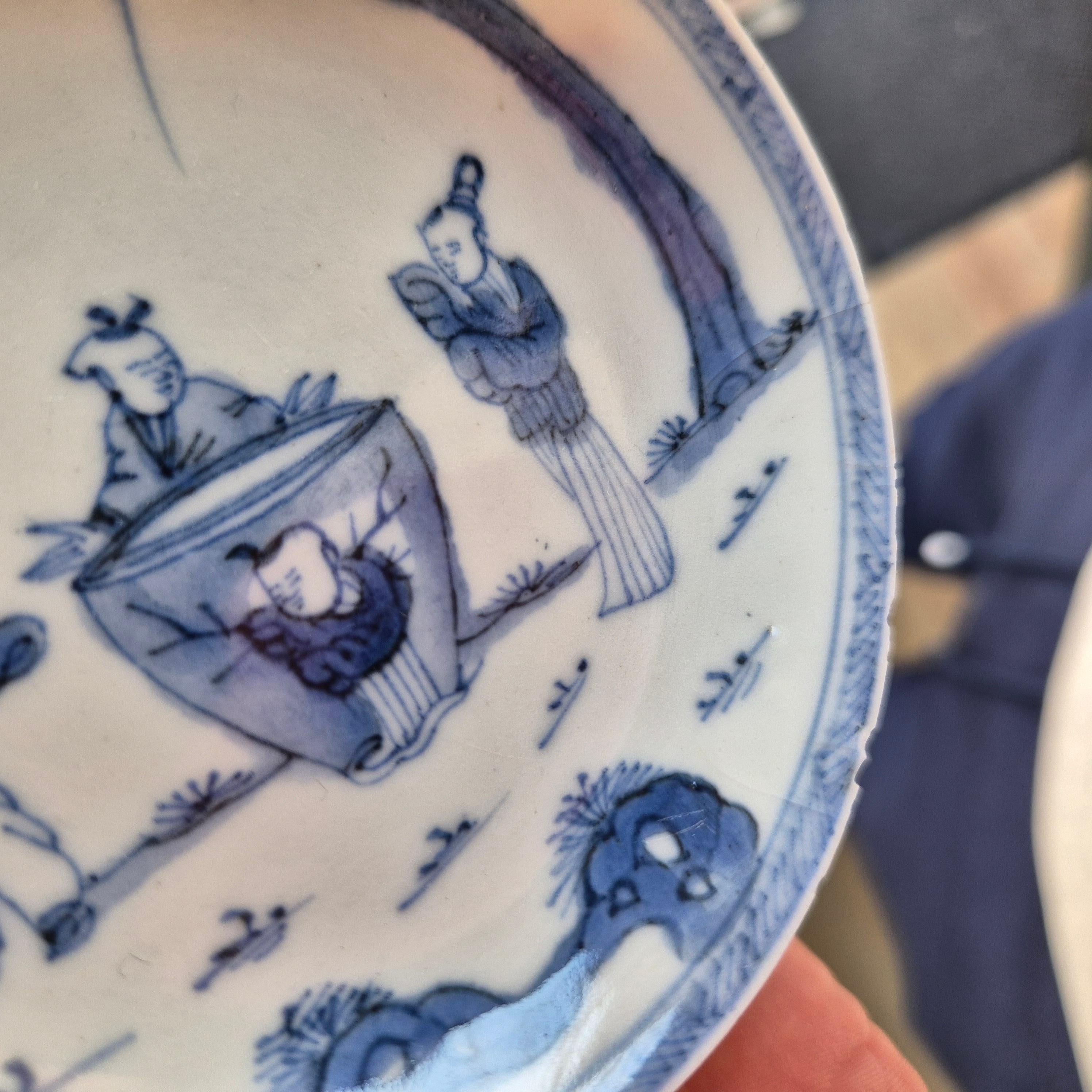 18th Century and Earlier Unusual Kangxi 1662-1722 Chinese Porcelain Dish 'Hob in the Well' Boys For Sale