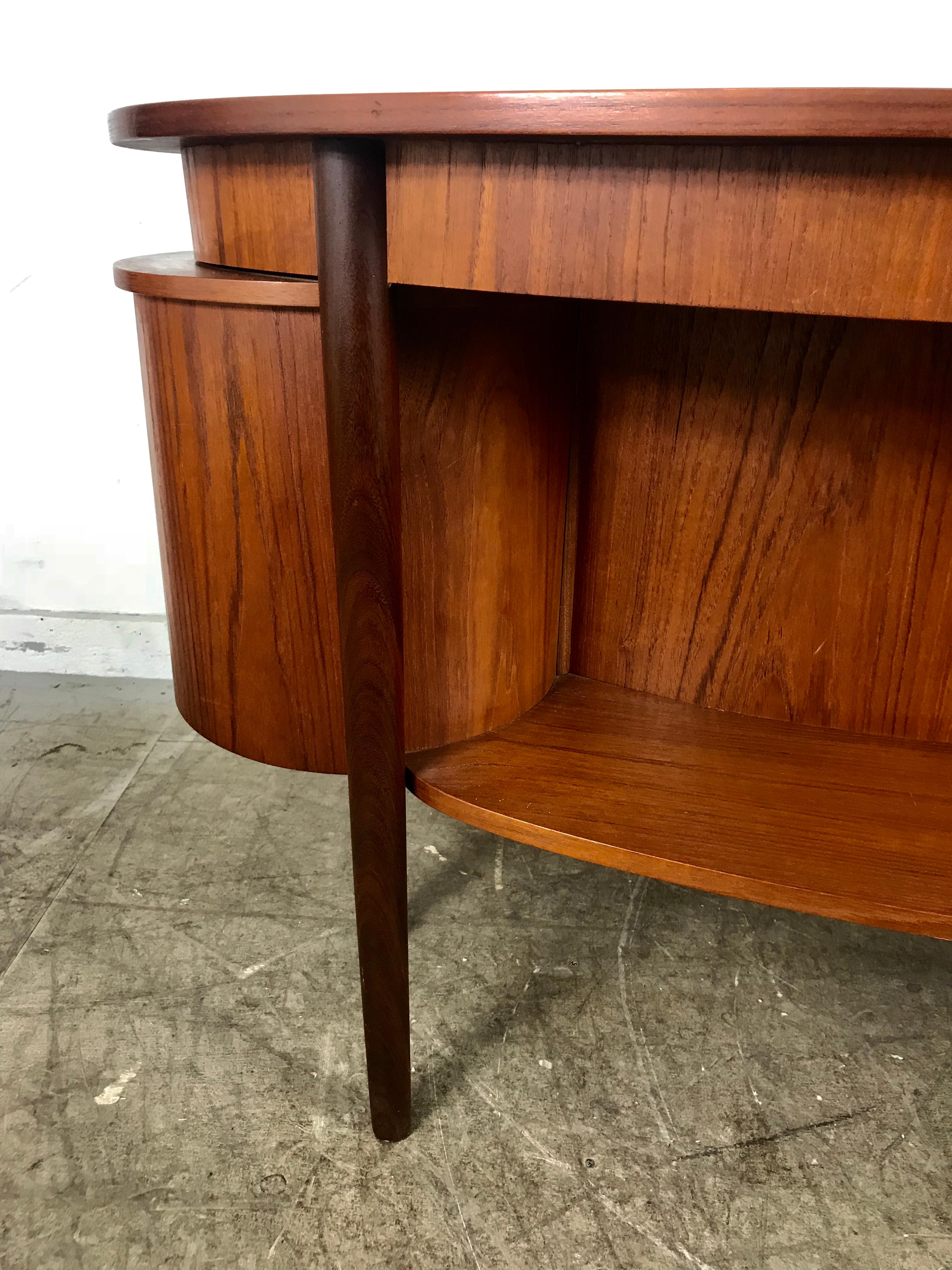 Unusual Kidney Teak Desk by Kai Kristiansen, Double-Sided, Bookcase 2