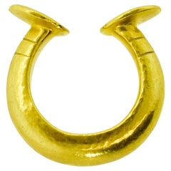 Unusual Large 21k Nail Motif Modern Ring