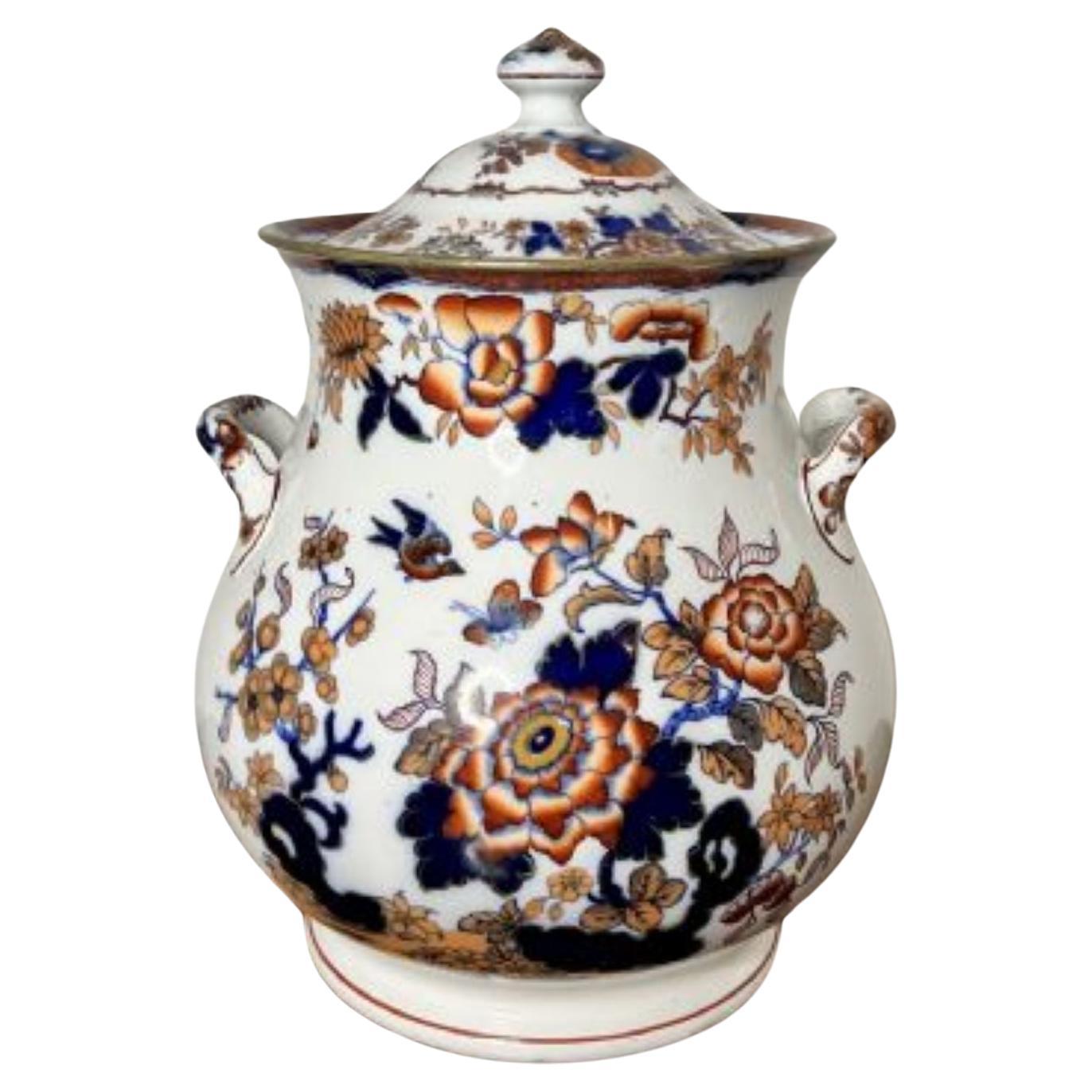 Unusual large antique Japanese imari lidded vase  For Sale