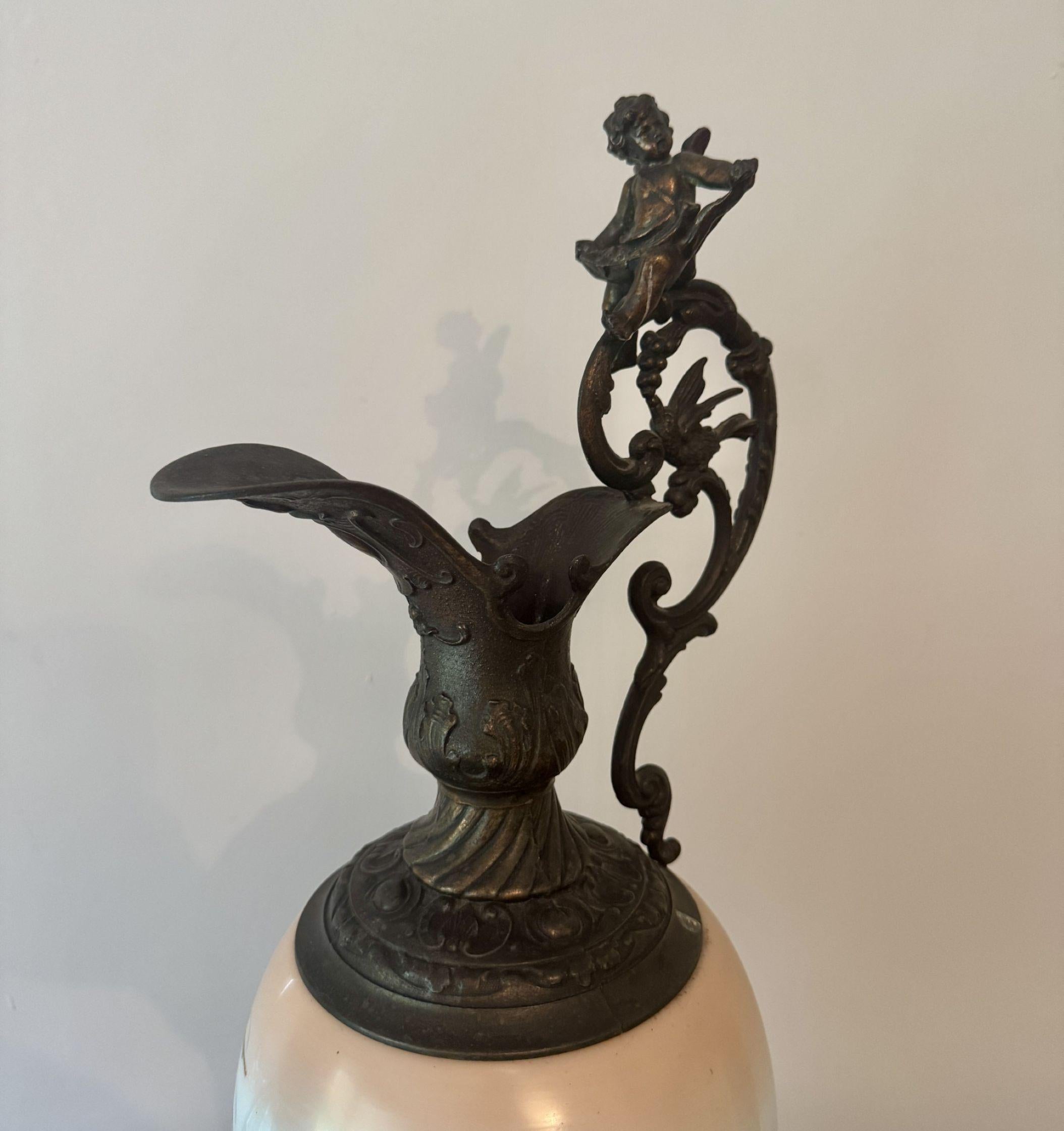 Inhabituelle grande aiguière victorienne ancienne en vente 1