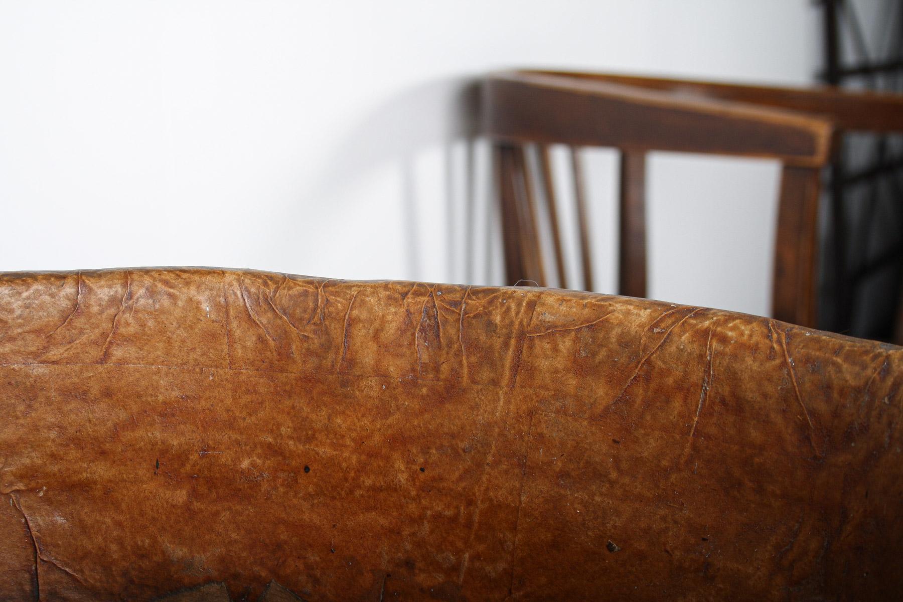 Grand bol décoratif inhabituel en papier mâché antique - Shelf Art en vente 8