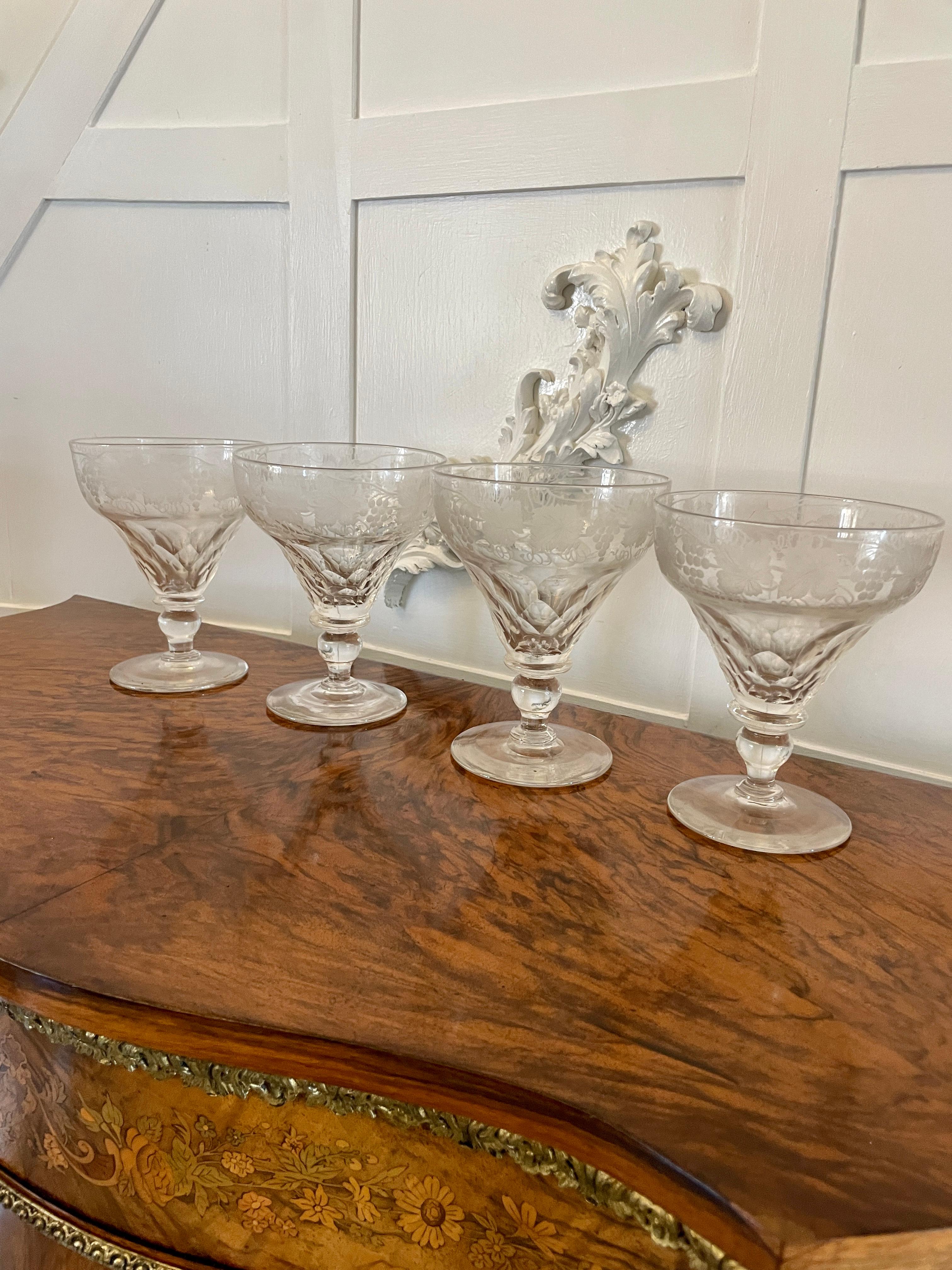 Unusual large set of 4 antique Victorian quality engraved glasses having quality engraved grapes and leaves standing on a circular base


In lovely original condition


Dimensions:
Height 17 cm
Width 13.5 cm
Depth 13.5 cm


Dated 1860 
