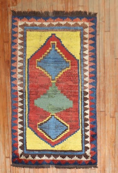 Ungewöhnlicher antiker persischer Gabbeh-Teppich aus dem späten 19.