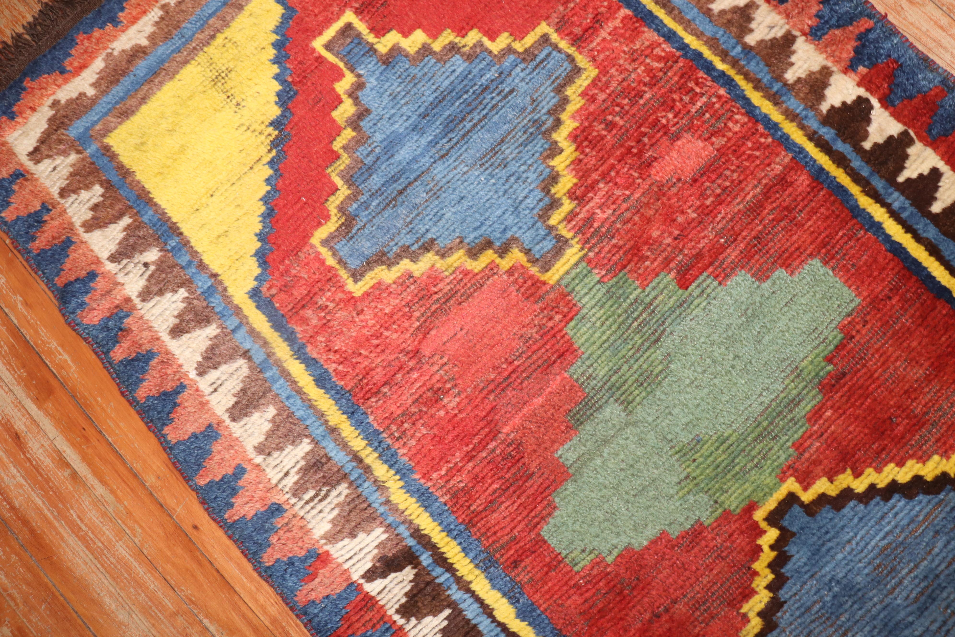 Unusual Late 19th Century Antique Persian Gabbeh Rug In Fair Condition For Sale In New York, NY