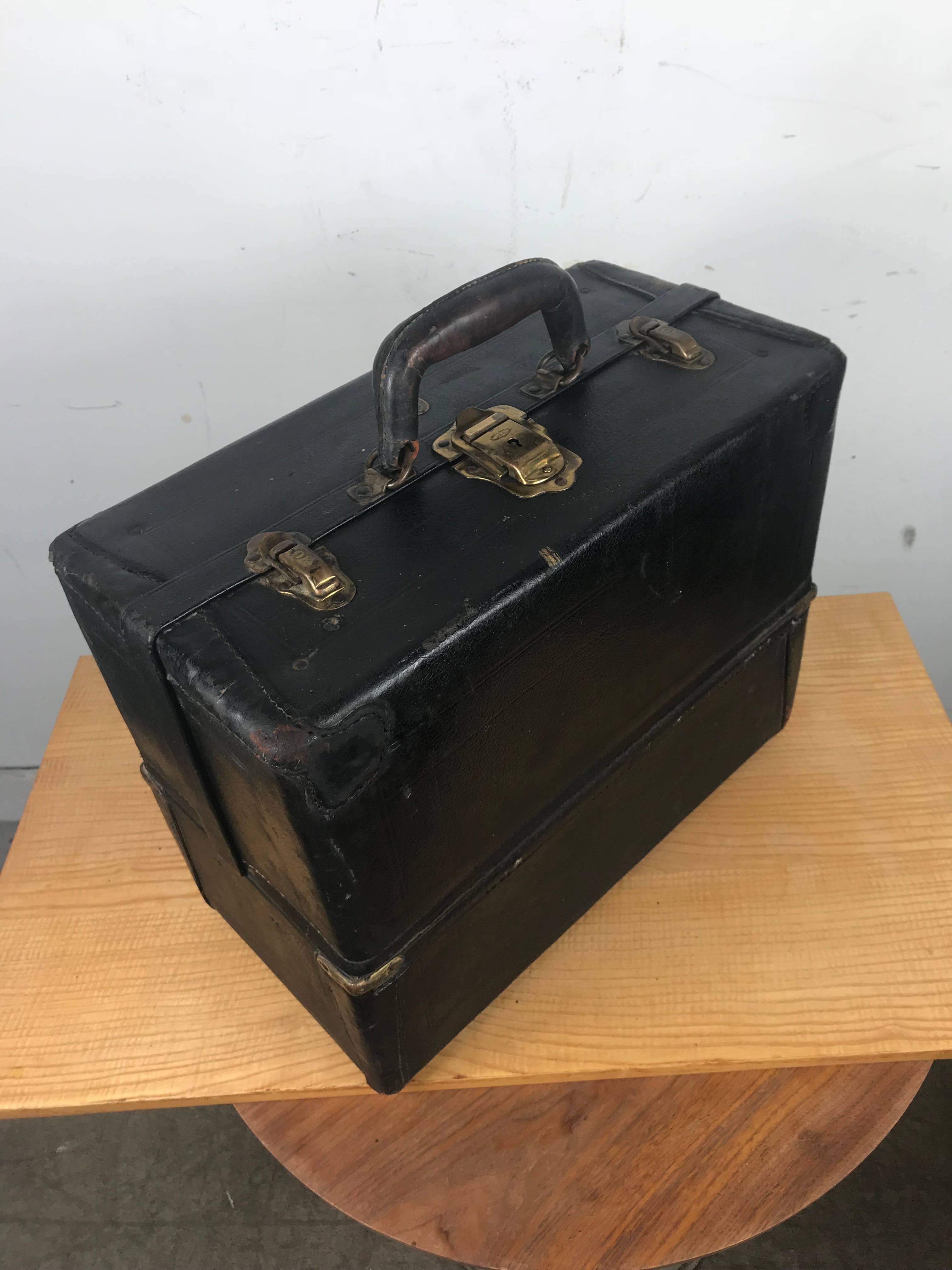 Unusual Leather Expanding Multi Tray Jewelers Case, Knickerbocker Case Co. For Sale 1