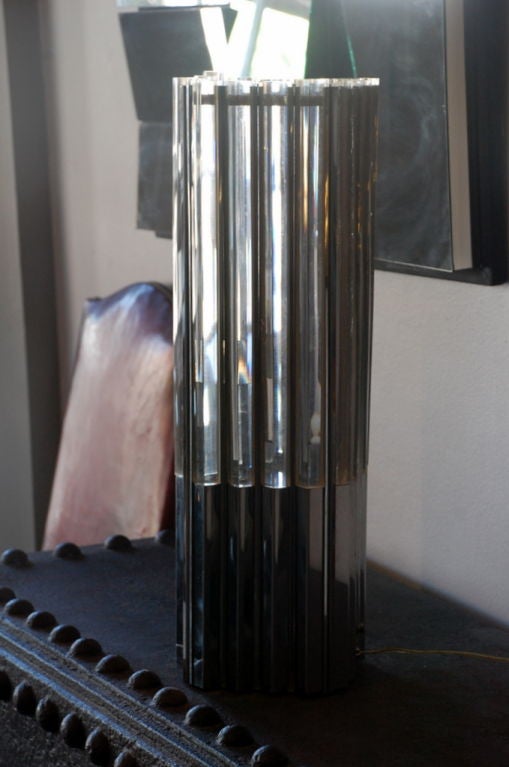 Unusual Lucite and Chrome 1970s Column Lamp In Good Condition In Los Angeles, CA