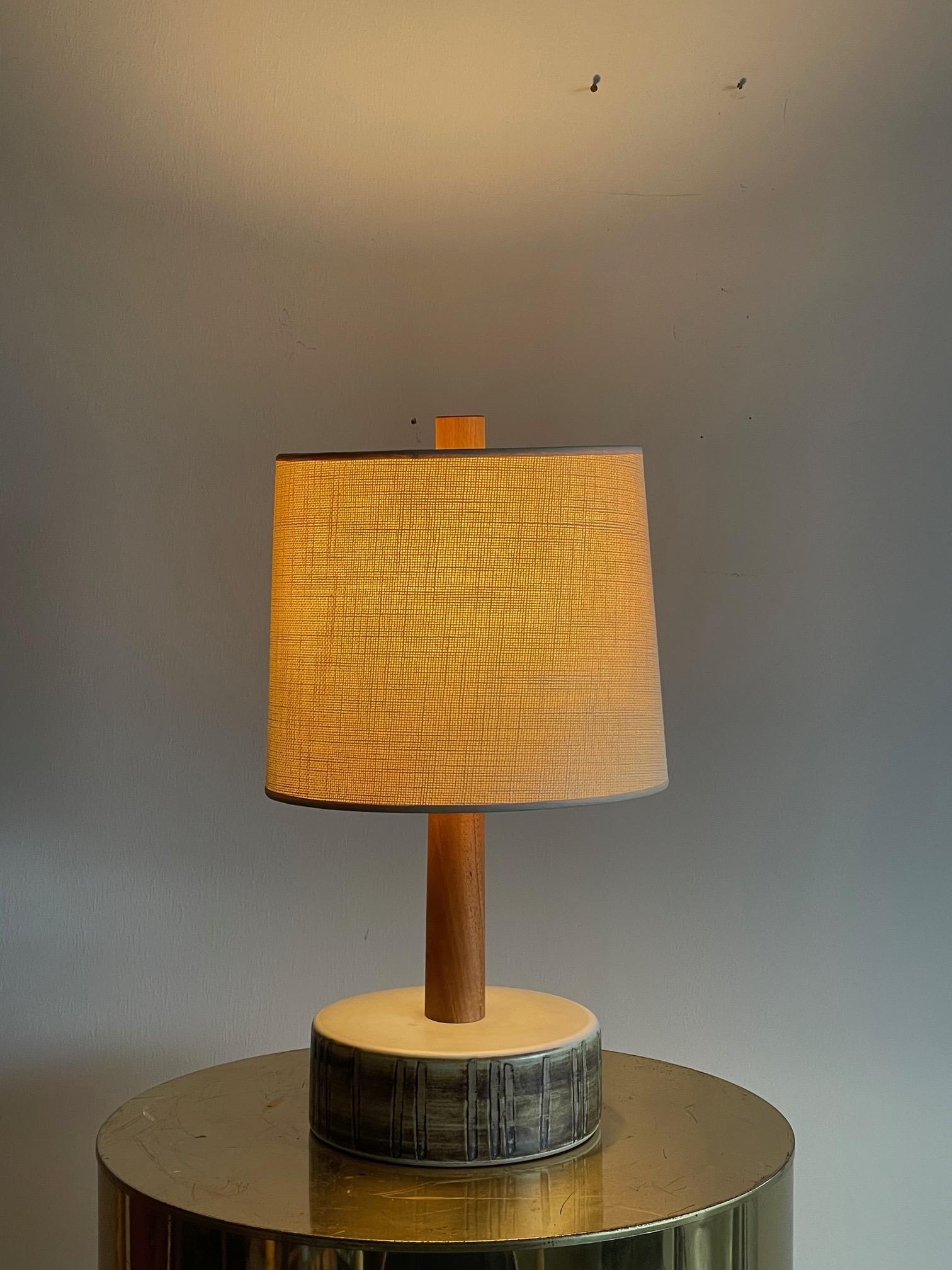 Mid-Century Modern Lampe Martz inhabituelle en vente