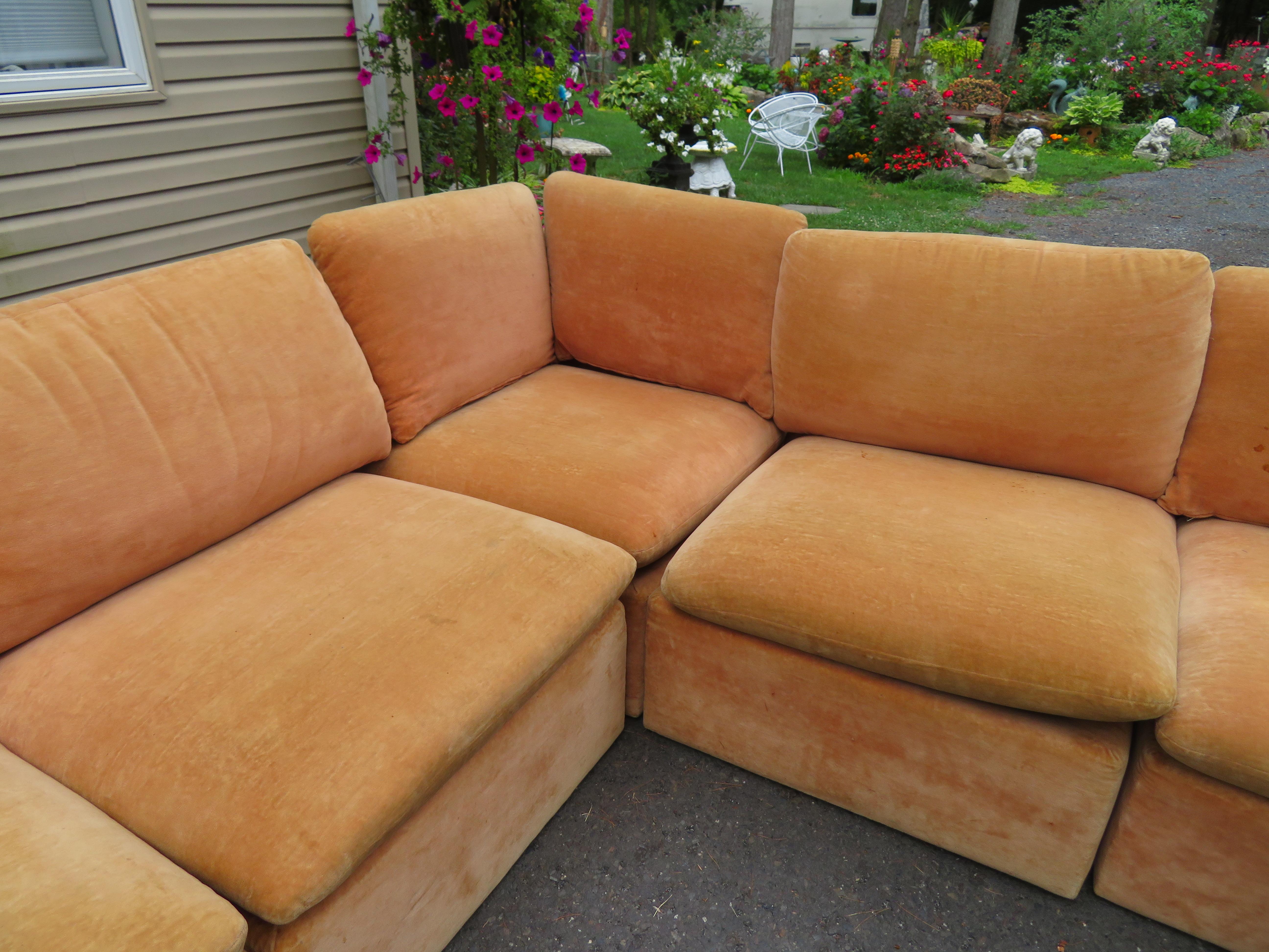 Upholstery Unusual Milo Baughman Thayer Coggin 6 Piece Curved Back Cube Sectional Sofa For Sale