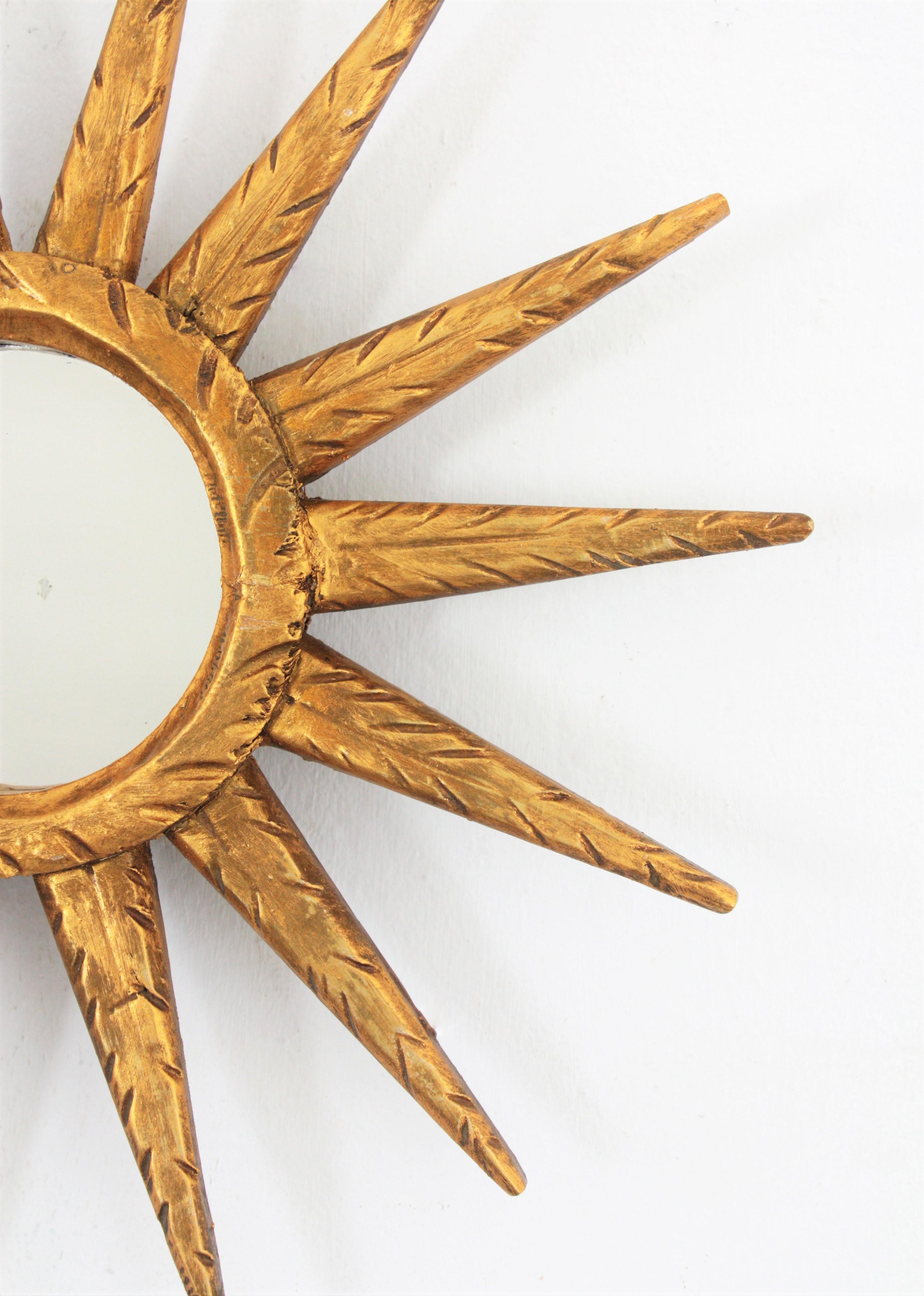 Unusual Mini Sized Carved Giltwood Sunburst or Starburst Mirror, Spain, 1960s In Excellent Condition In Barcelona, ES