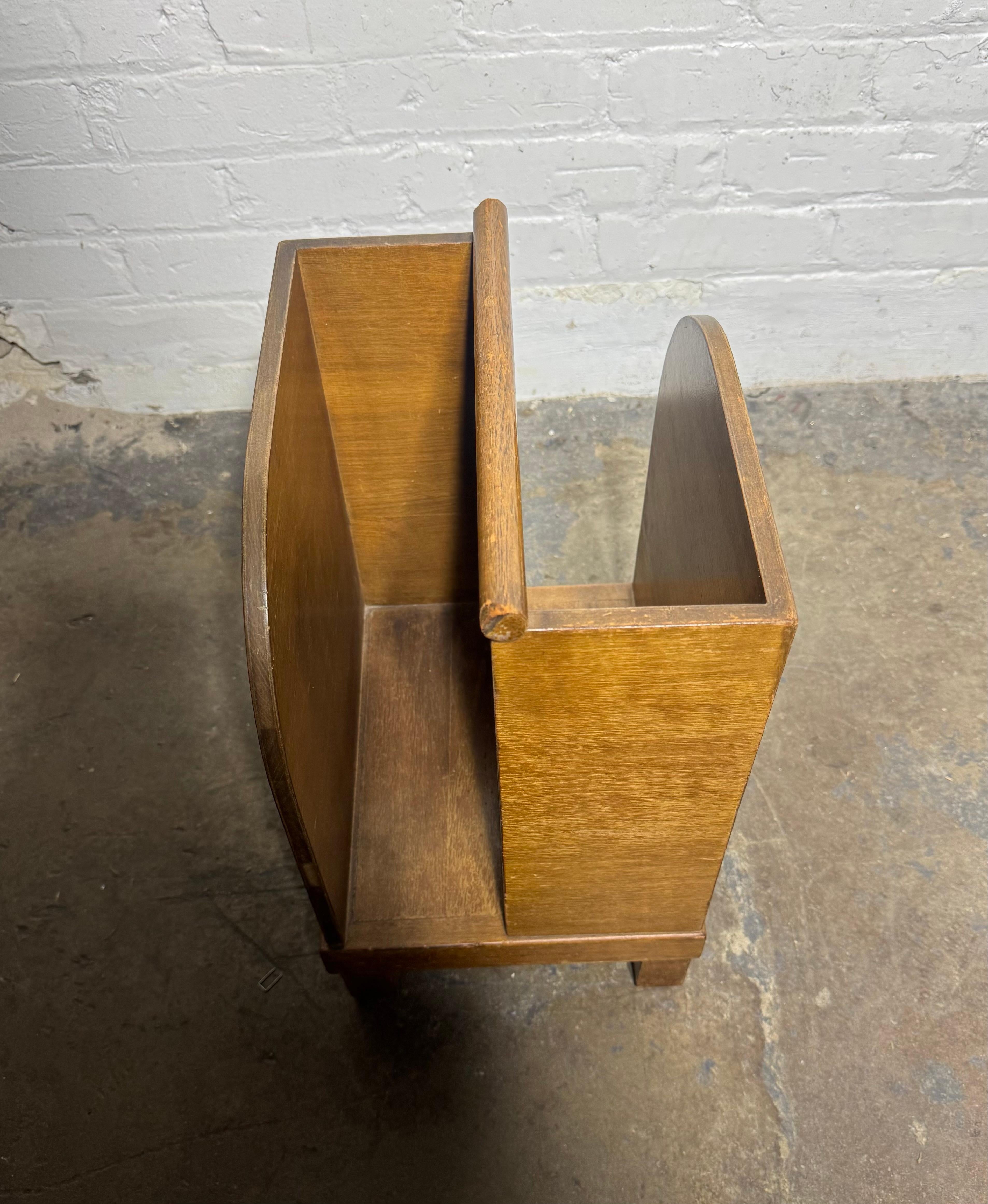 Insolite porte-revues moderniste / Bauhaus, 1920 -30s Art déco en vente 1