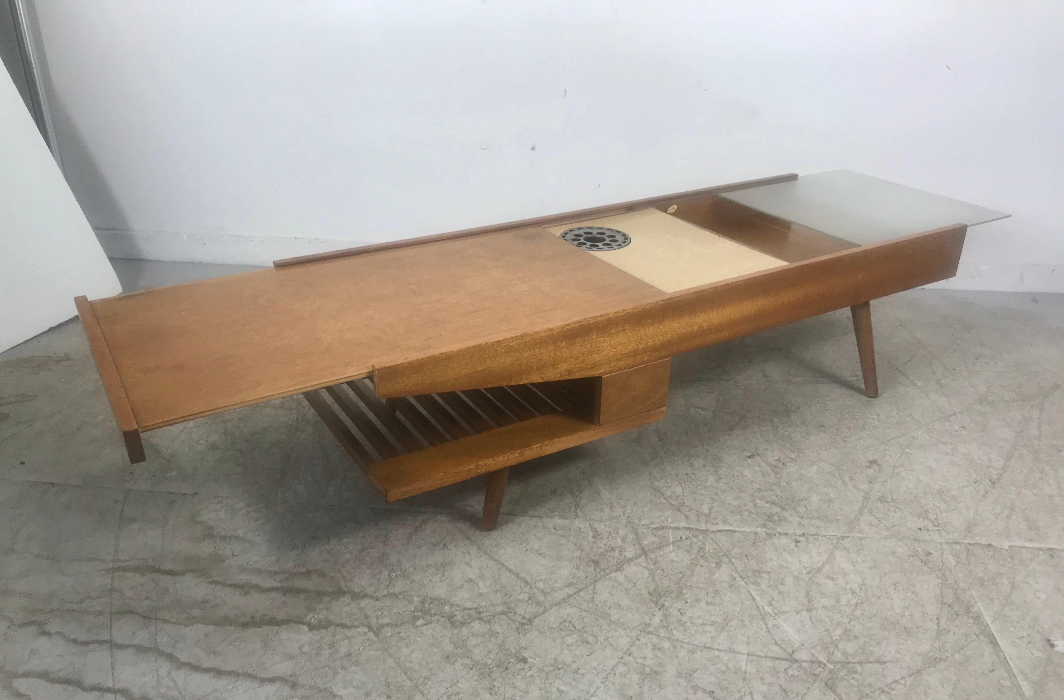 Unusual Modernist Coffee/ Cocktail Table by John Keal for Brown Saltman In Good Condition In Buffalo, NY