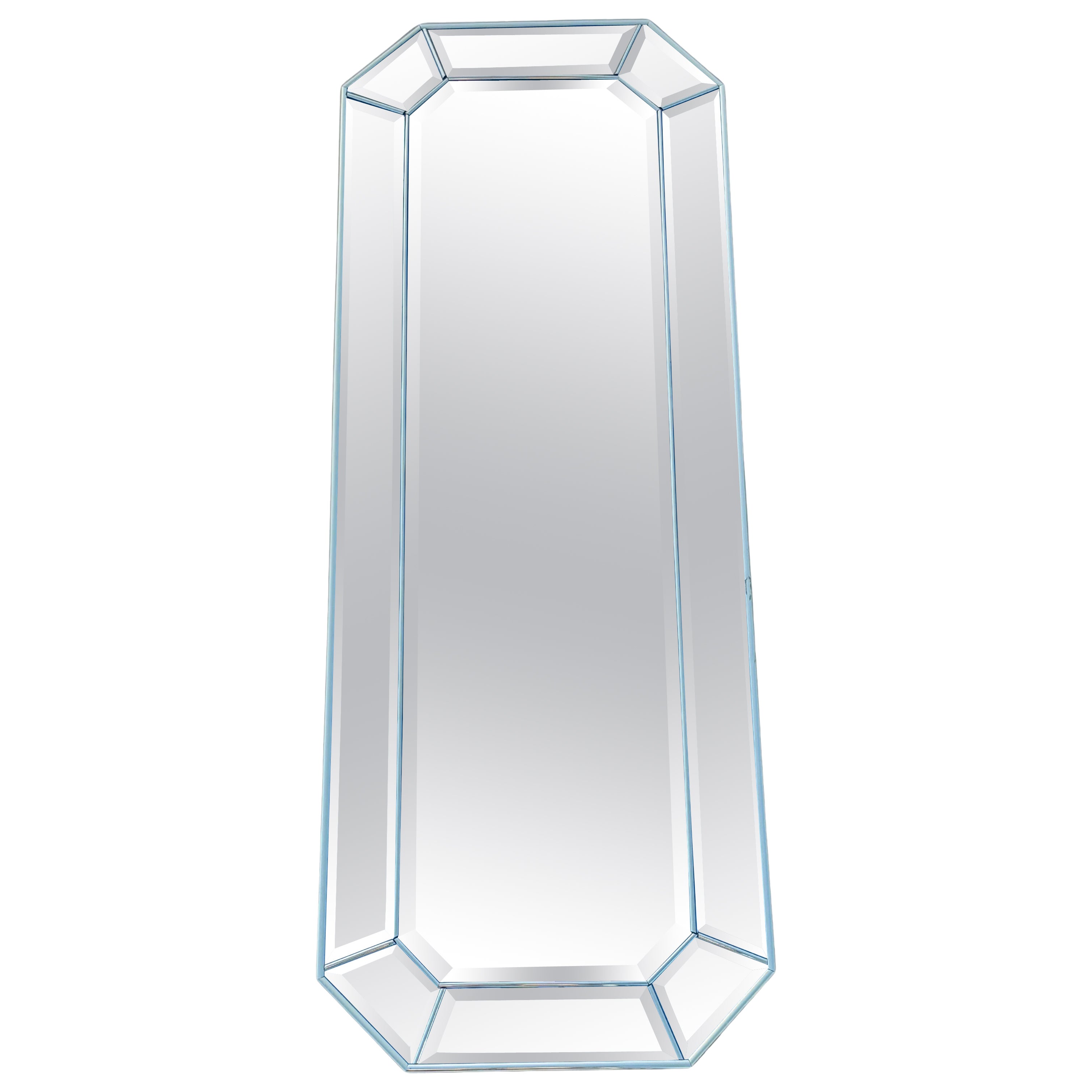 Ungewöhnlicher schmaler Achteckspiegel mit abgeschrägten Kanten ca
 1970
s im Angebot