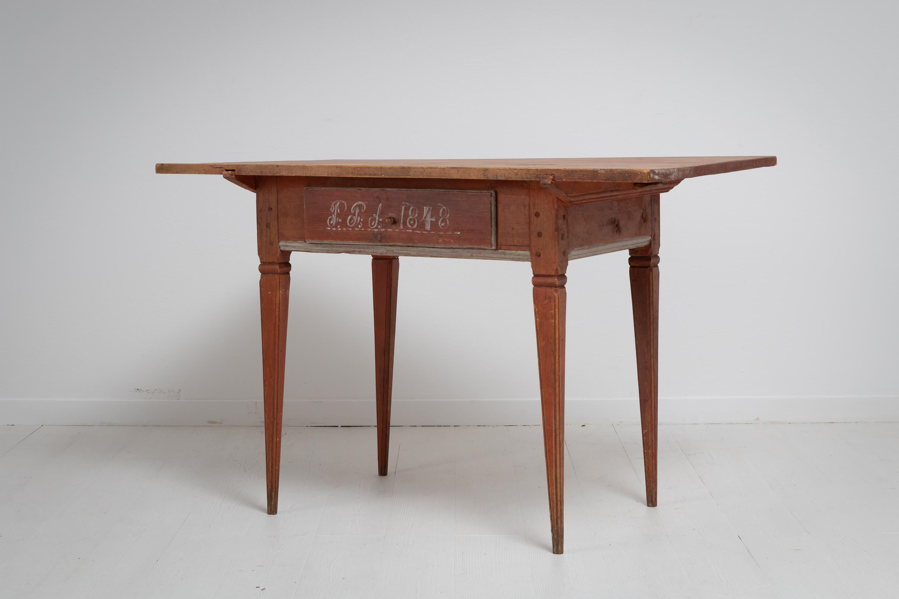 Hand-Crafted Unusual Northern Swedish Gustavian Country Pine Table For Sale