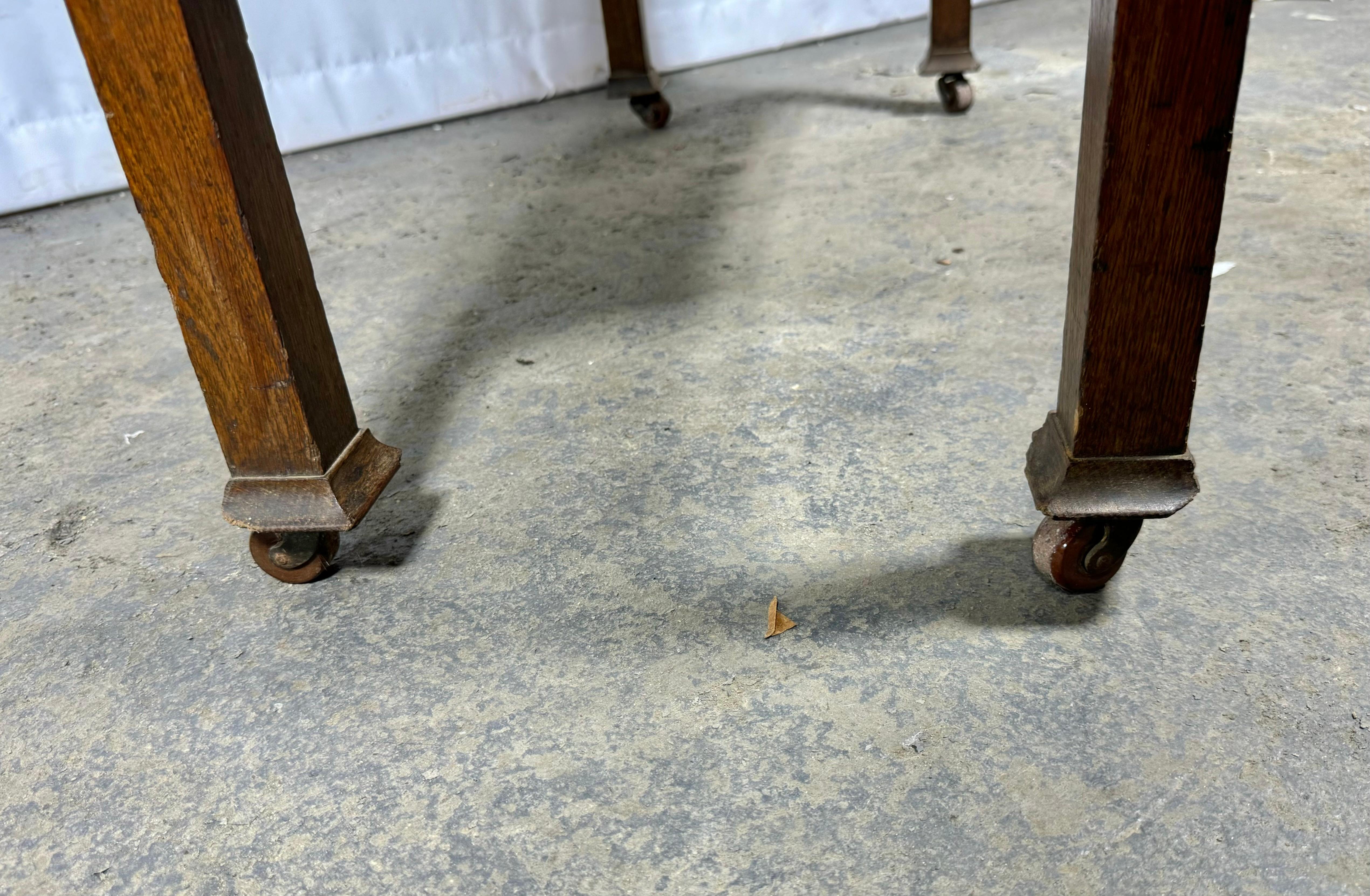 Insolito  Armadietto dentale a più cassetti in Oak Art Nouveau  da Premier Cabinet Co. in vendita 13