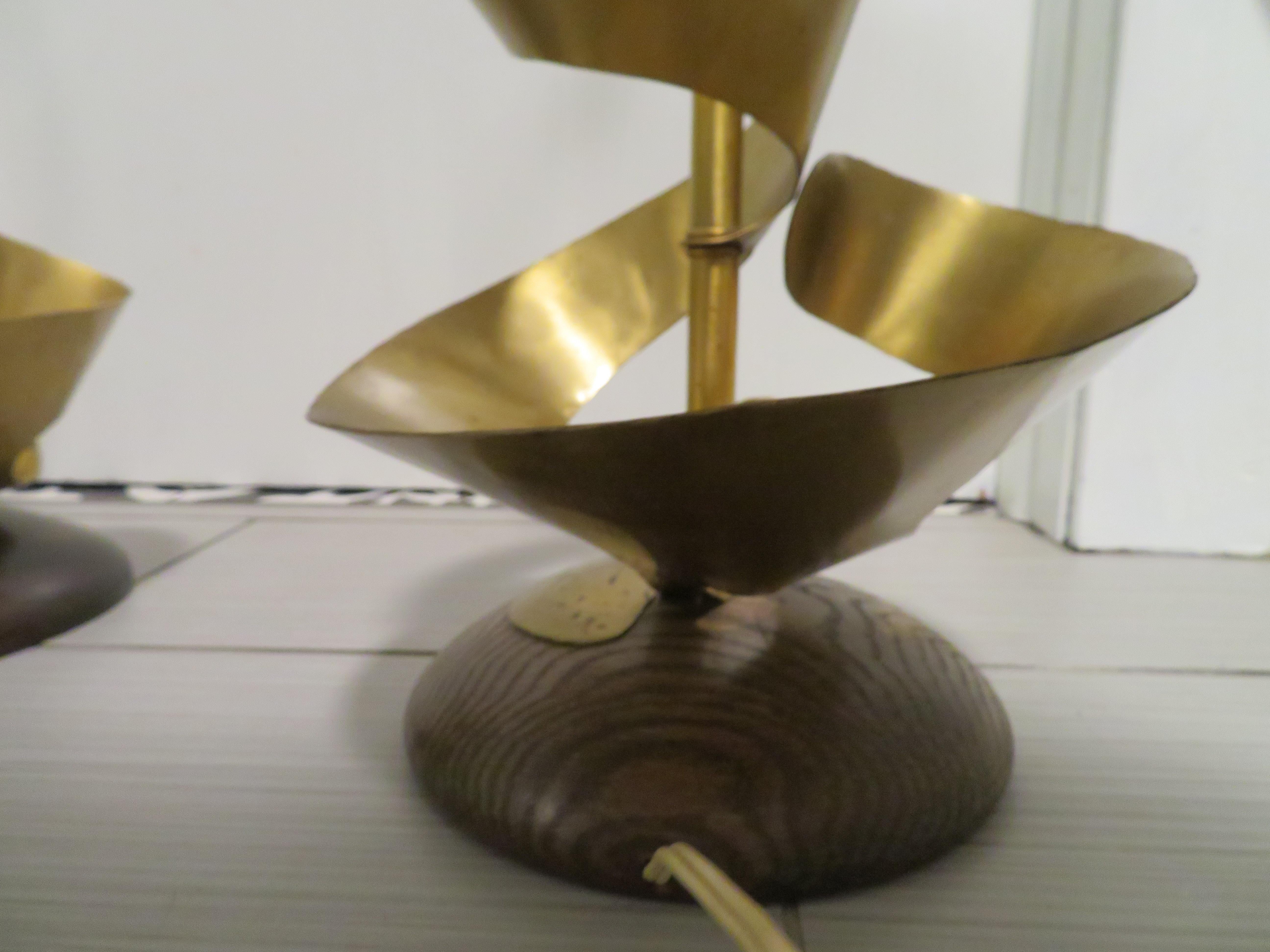 Unusual Pair of Brass Abstract Heifetz Lamps Mid-Century Modern For Sale 7