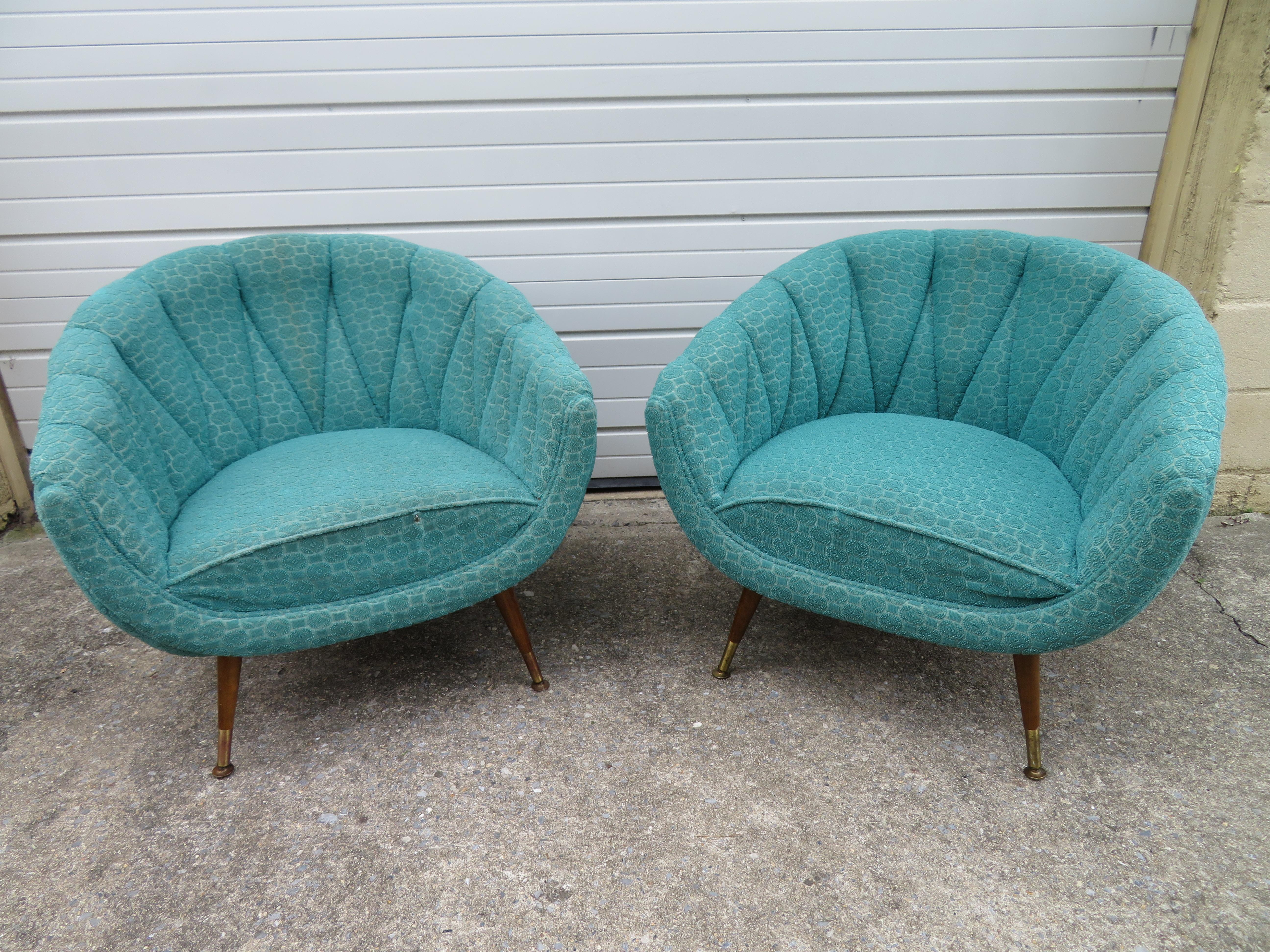 Unusual Pair Henry Glass Style Barrel Back Tub Lounge Chairs Mid-Century For Sale 7
