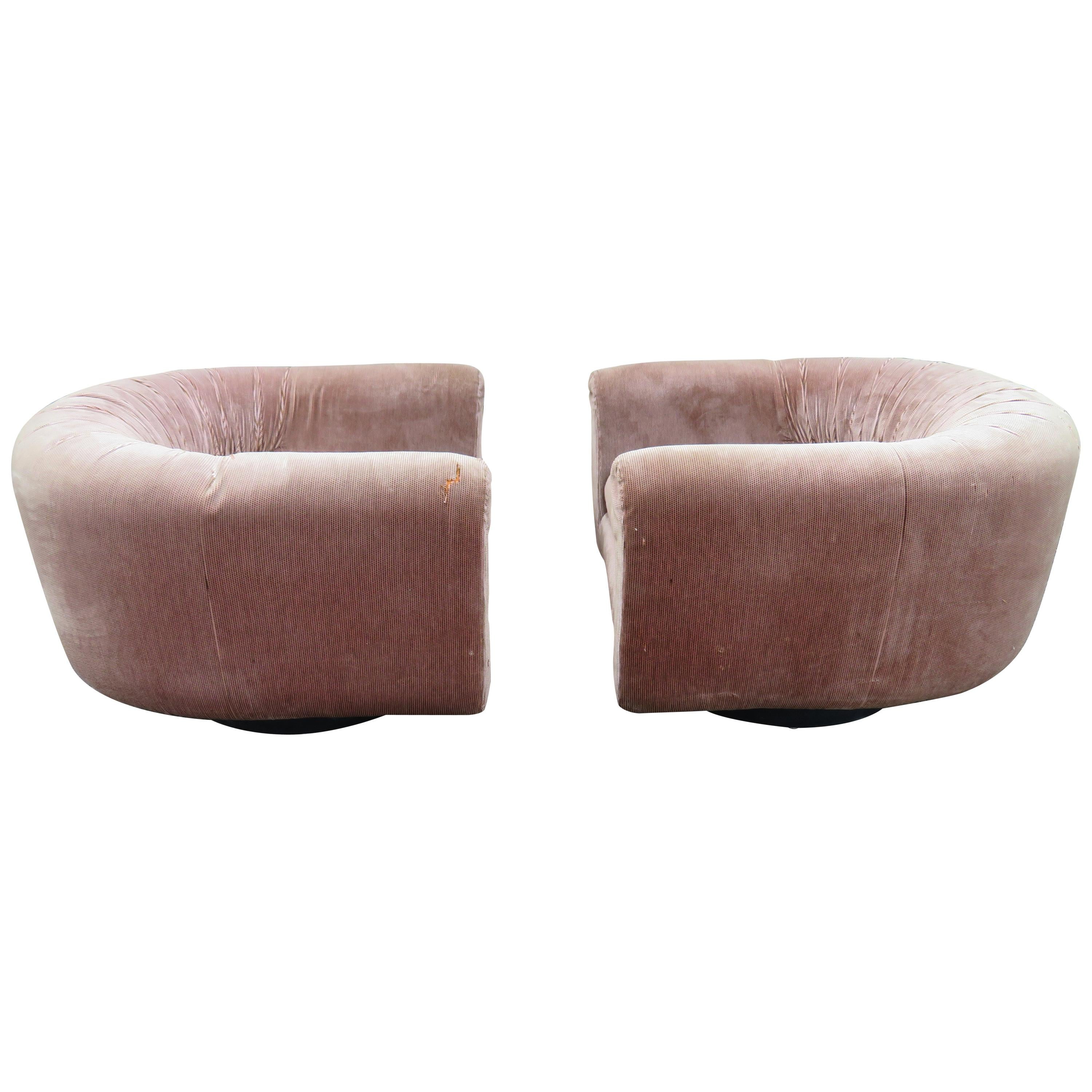 Unusual Pair Milo Baughman Style Barrel Back Swivel Chair Metropolitan Furniture For Sale