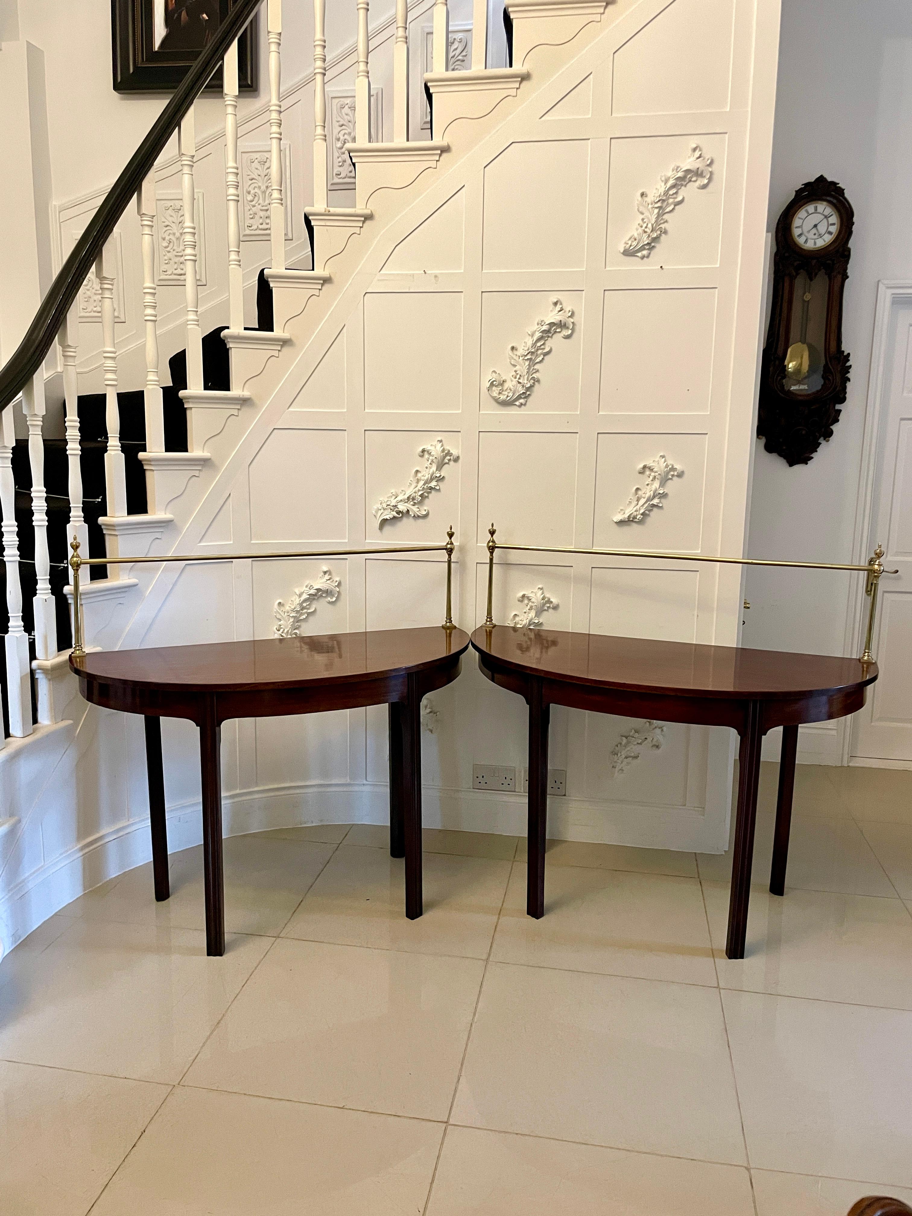 Unusual Pair of Antique George III Quality Mahogany Demi-Lune Consoles Tables For Sale 4