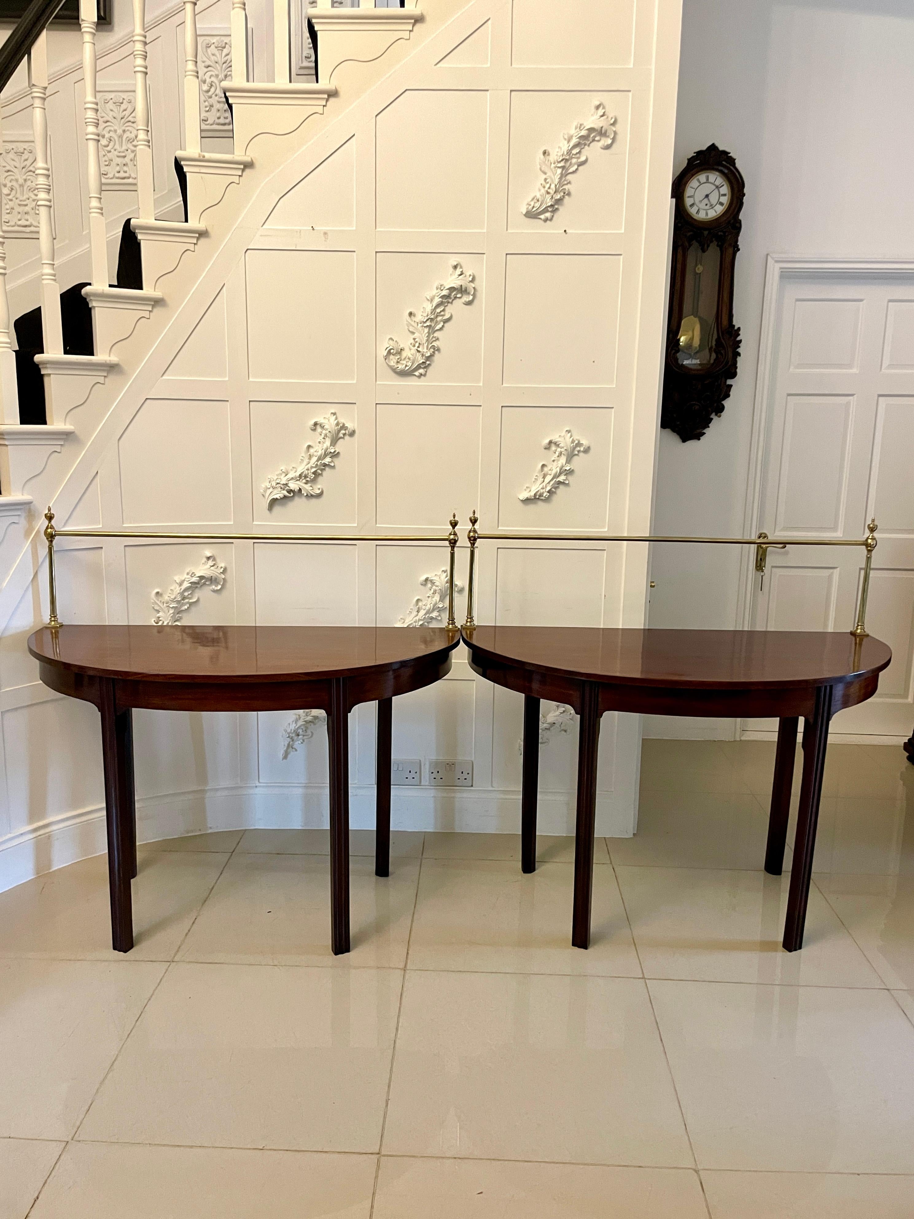 Unusual Pair of Antique George III Quality Mahogany Demi-Lune Consoles Tables For Sale 3