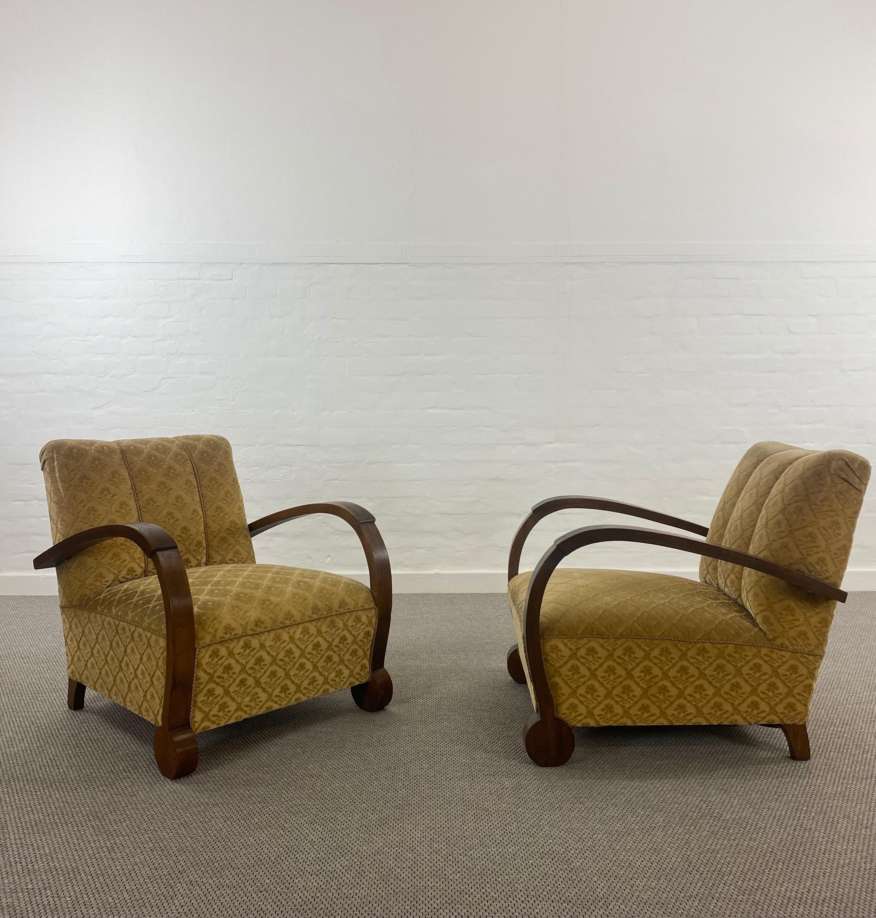 Unusual Pair of Art Deco German Armchairs/Club Chairs from 1920s, Bauhaus Style 3