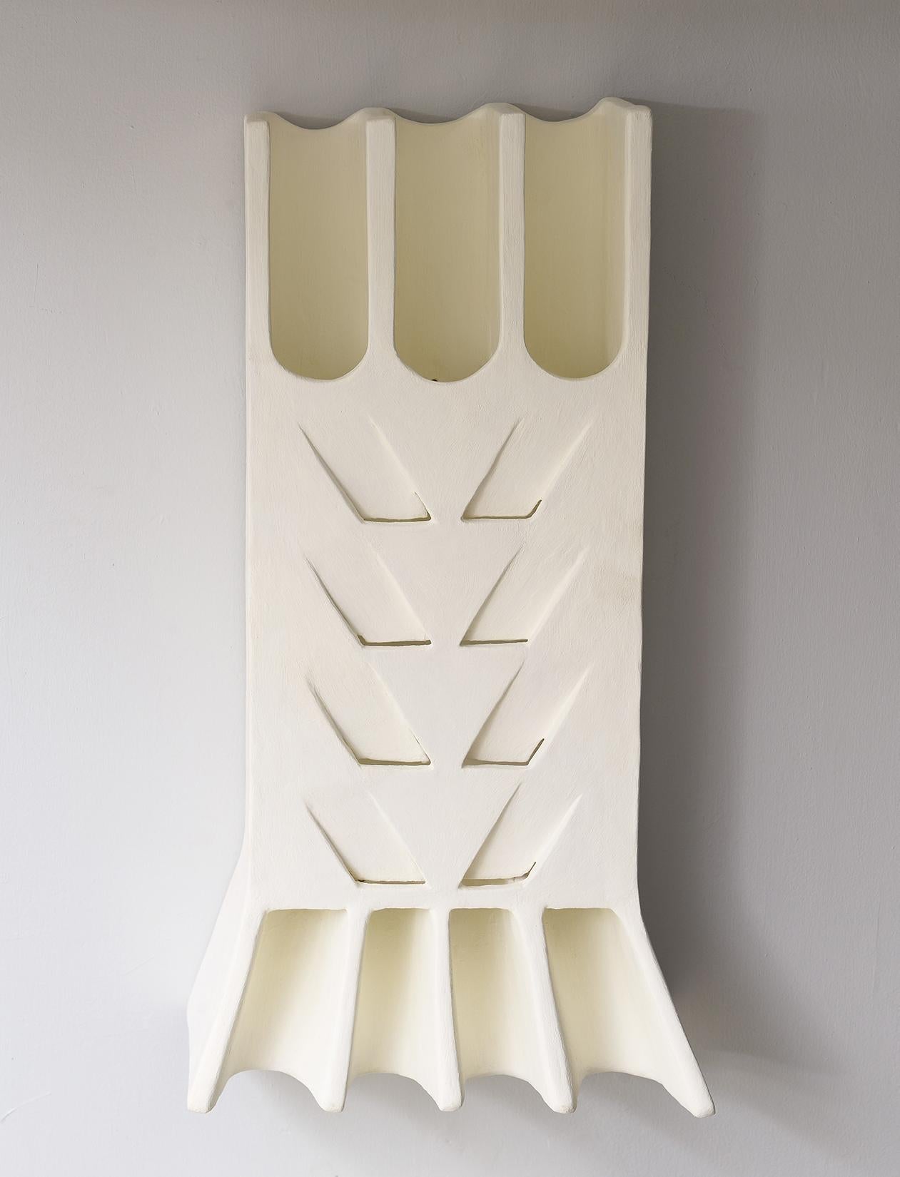Moderne Paire inhabituelle d'appliques « Pi de Ble » en plâtre sur mesure en vente