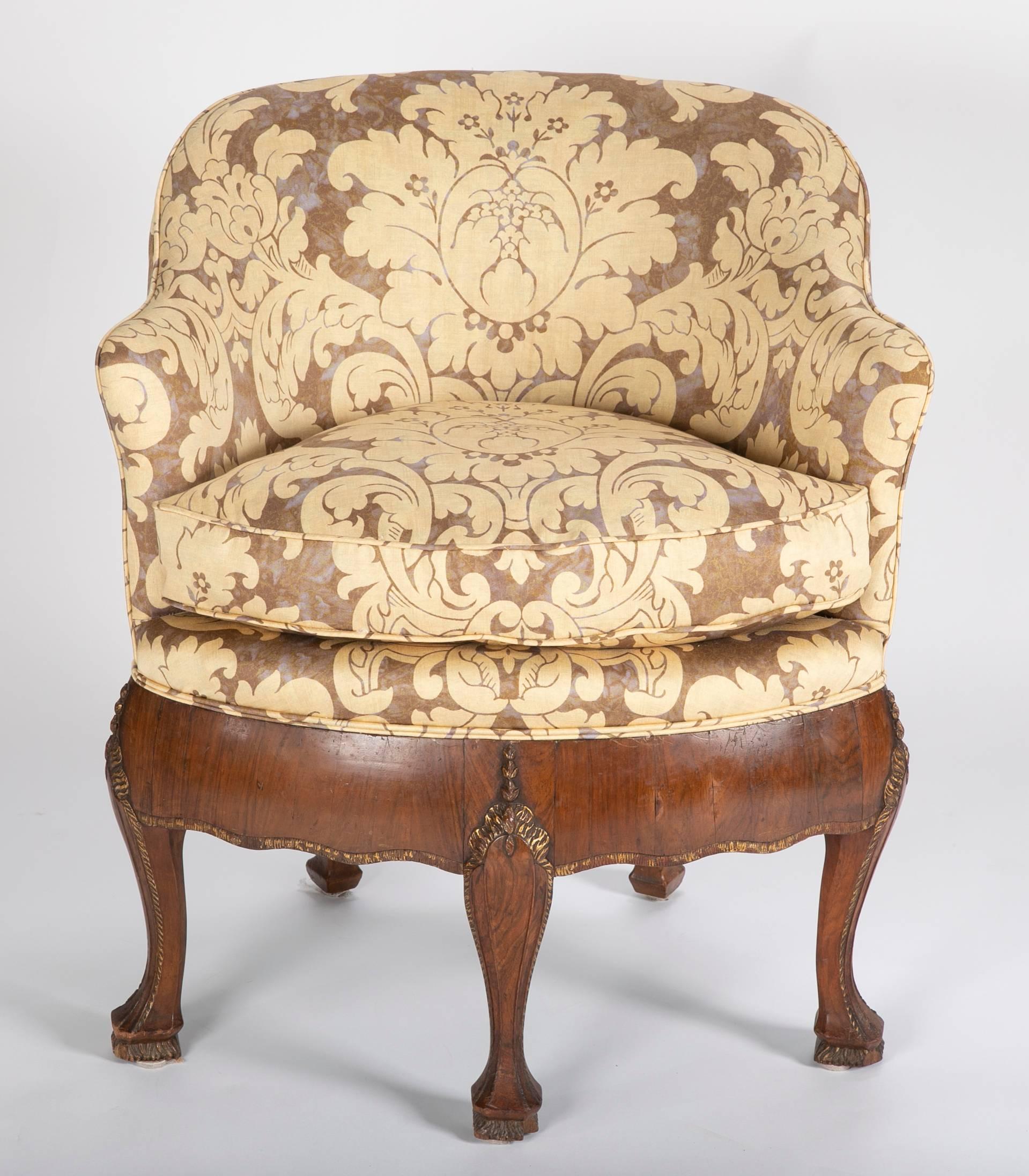 Unusual Pair of Late 19th Century Petit Armchairs In Good Condition In Stamford, CT
