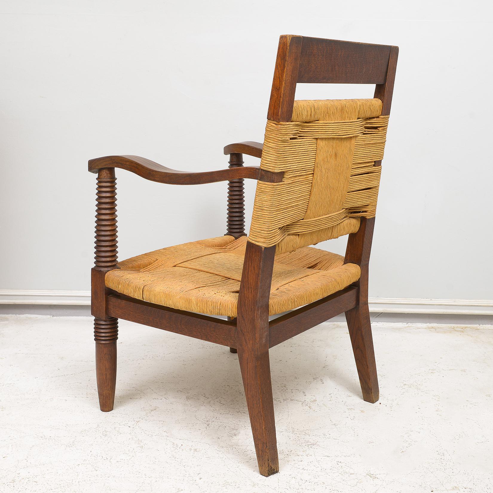 Ungewöhnliche Paar Vintage Französisch Oak Rushed Lounge Stühle im Angebot 2