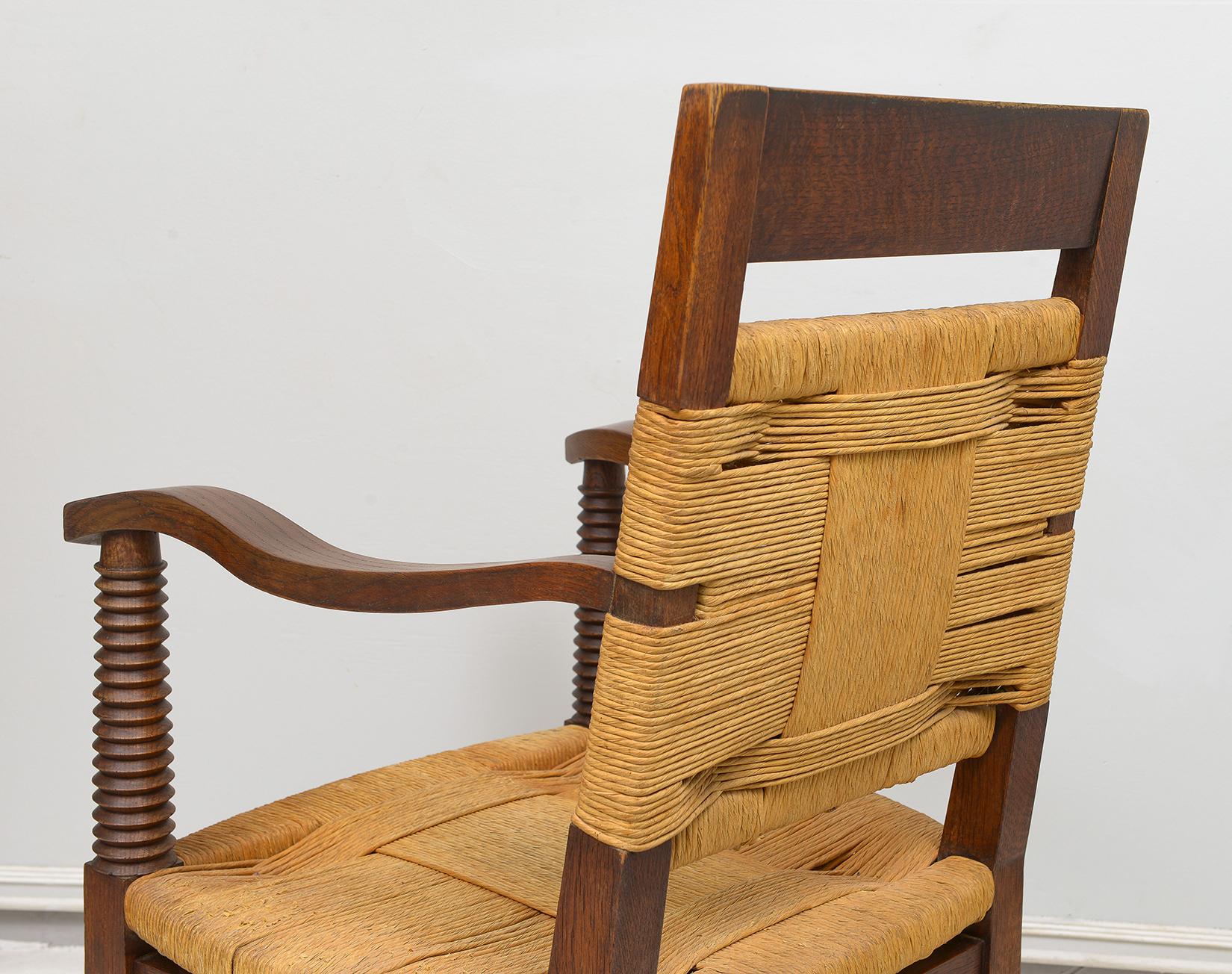 Ungewöhnliche Paar Vintage Französisch Oak Rushed Lounge Stühle im Angebot 3
